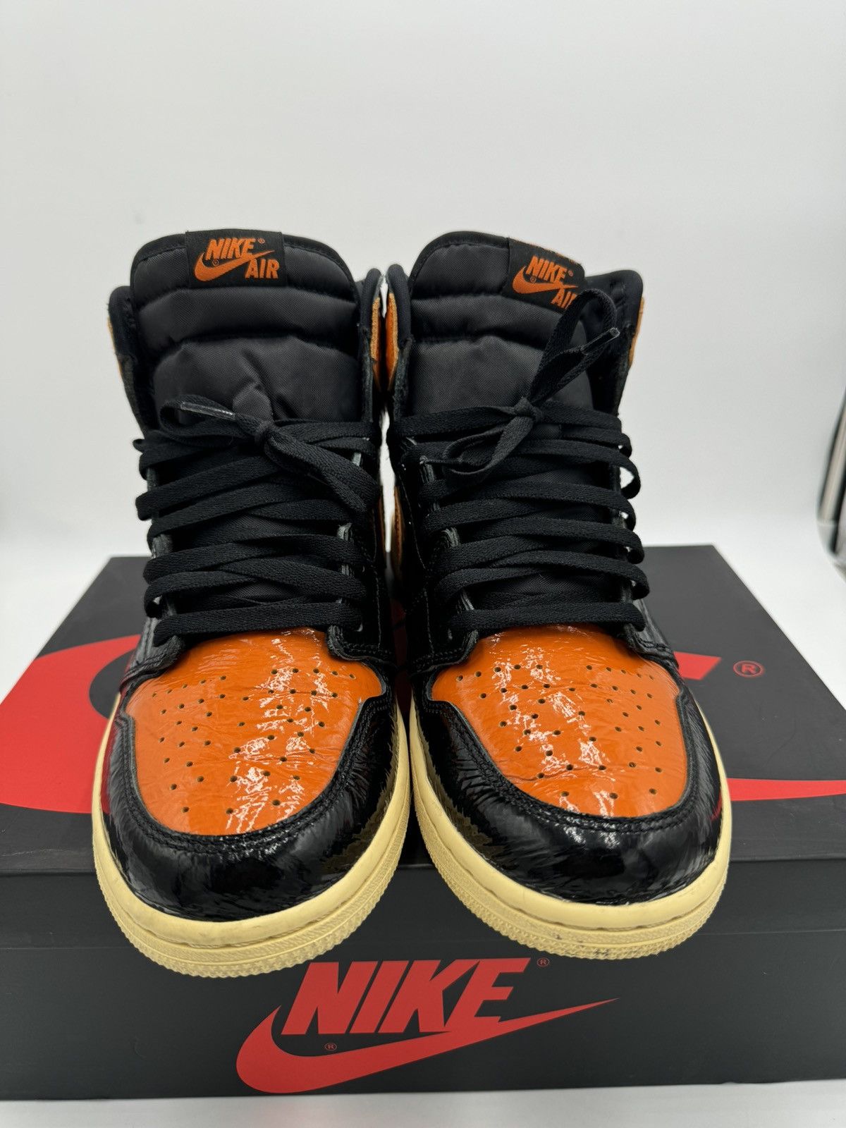 Nike Air Jordan 1 Shattered Backboard 3.0 Size US 11 / EU 44 - 2 Thumbnail