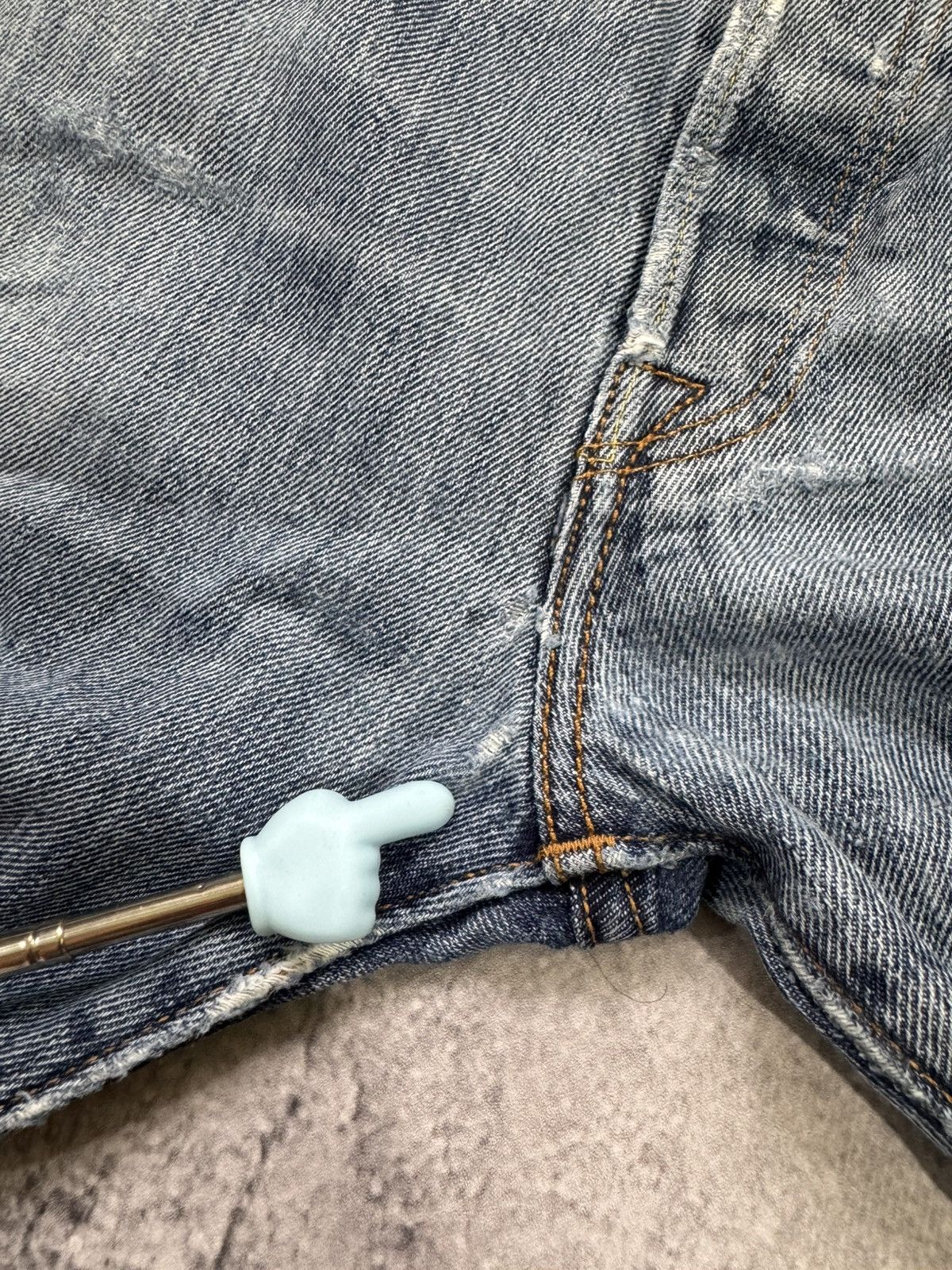 Levi's Levis 501 Distressed Jeans 33x30 Size US 33 - 21 Thumbnail
