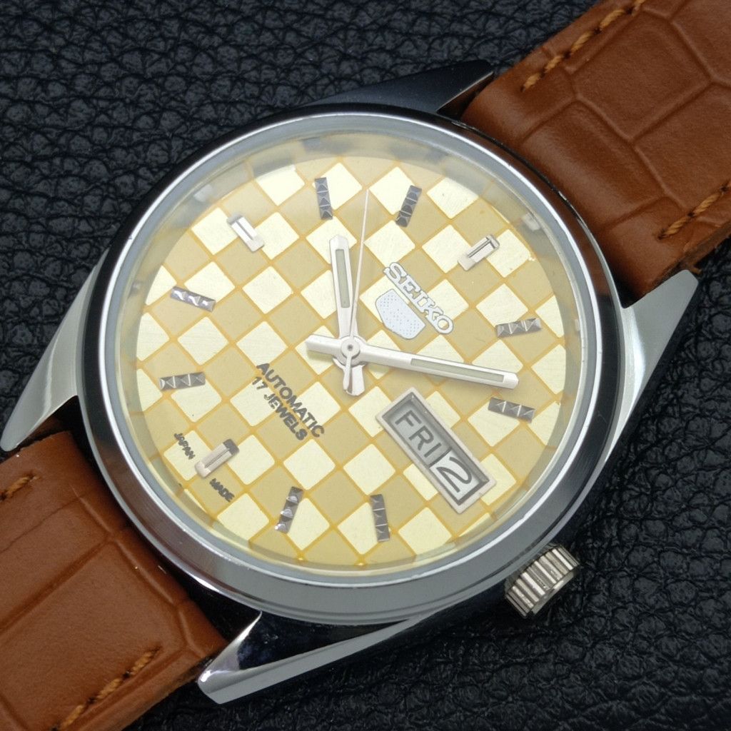 Seiko REFURBISHED VINTAGE SEIKO 5 AUTO JAPAN MENS WATCH a440245 Size 38 - 6 Thumbnail