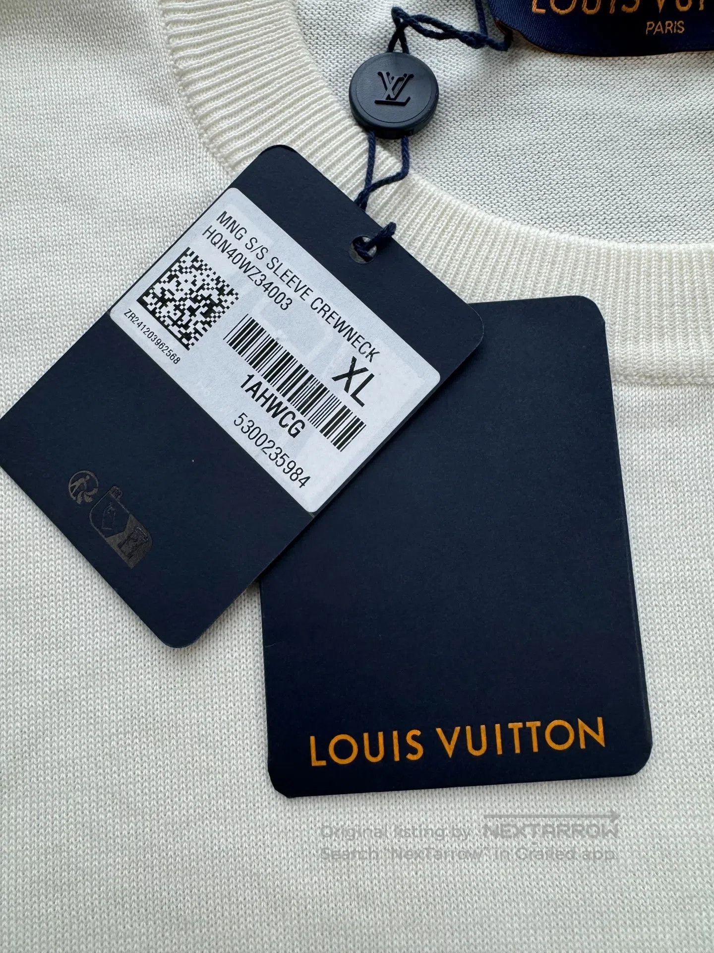 Louis Vuitton Louis Vuitton White Arm All-Over Embossed Print Knit Short Size US XL / EU 56 / 4 - 4 Thumbnail