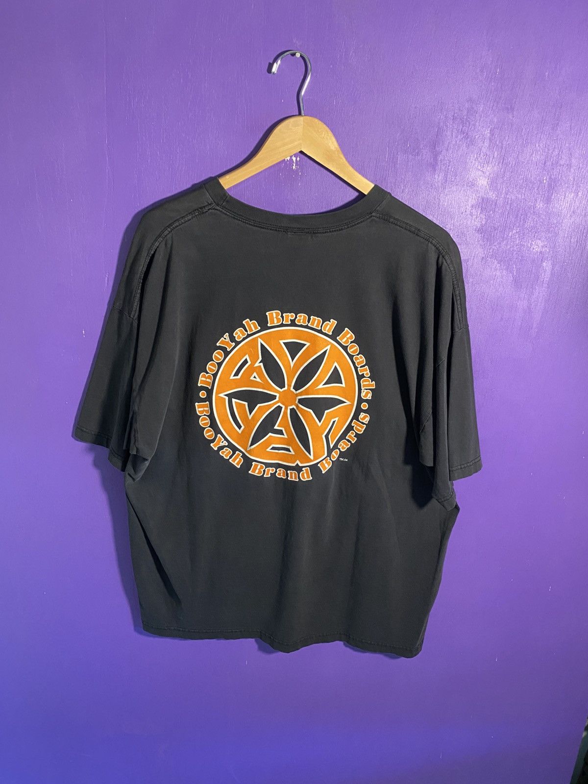 Vintage Vintage 90s Booyah Boards logo t-shirt Size US XL / EU 56 / 4 - 2 Thumbnail