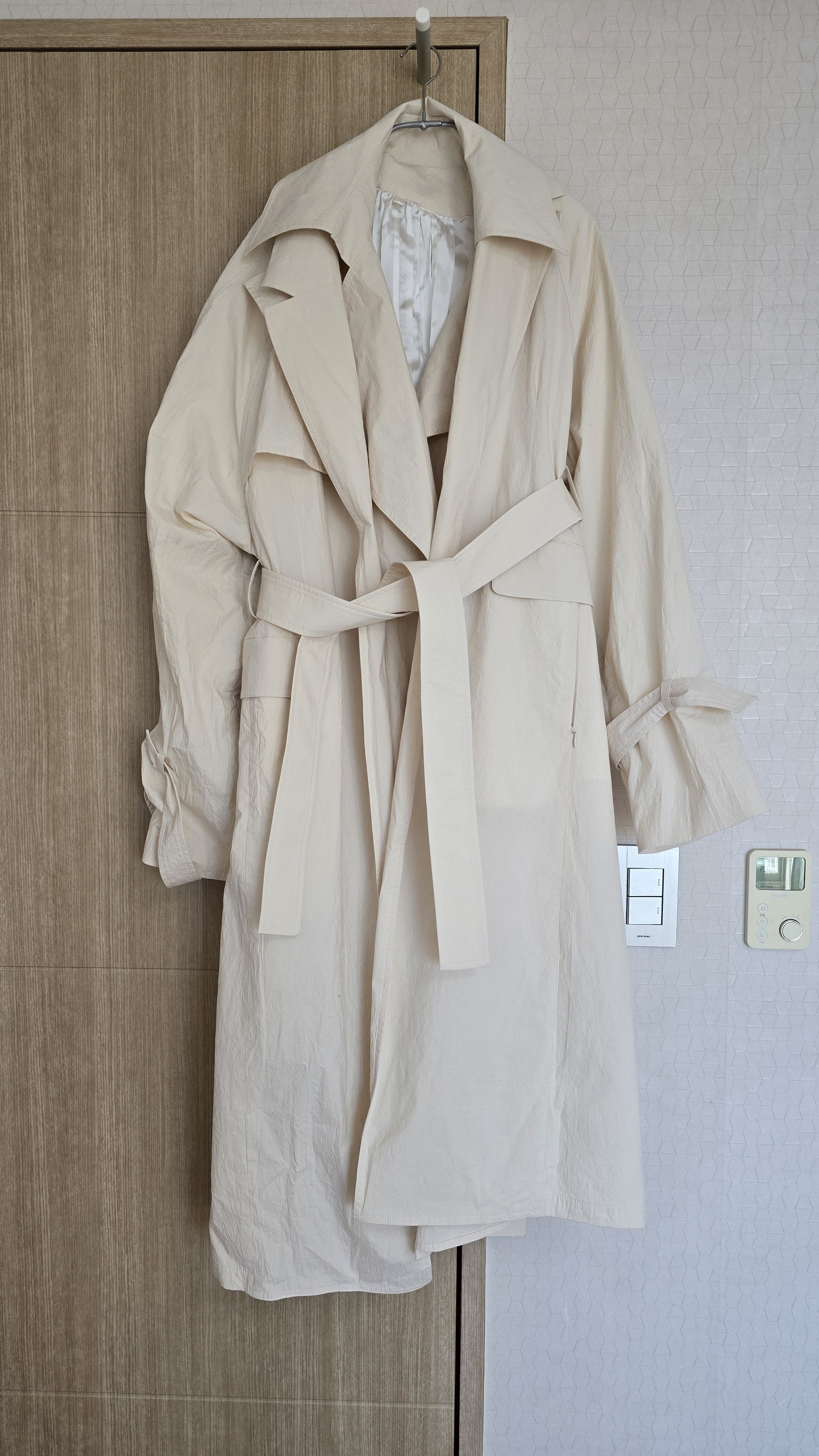 Peter Do peter do 21ss white double layer trench coat Size S / US 4 / IT 40 - 3 Thumbnail