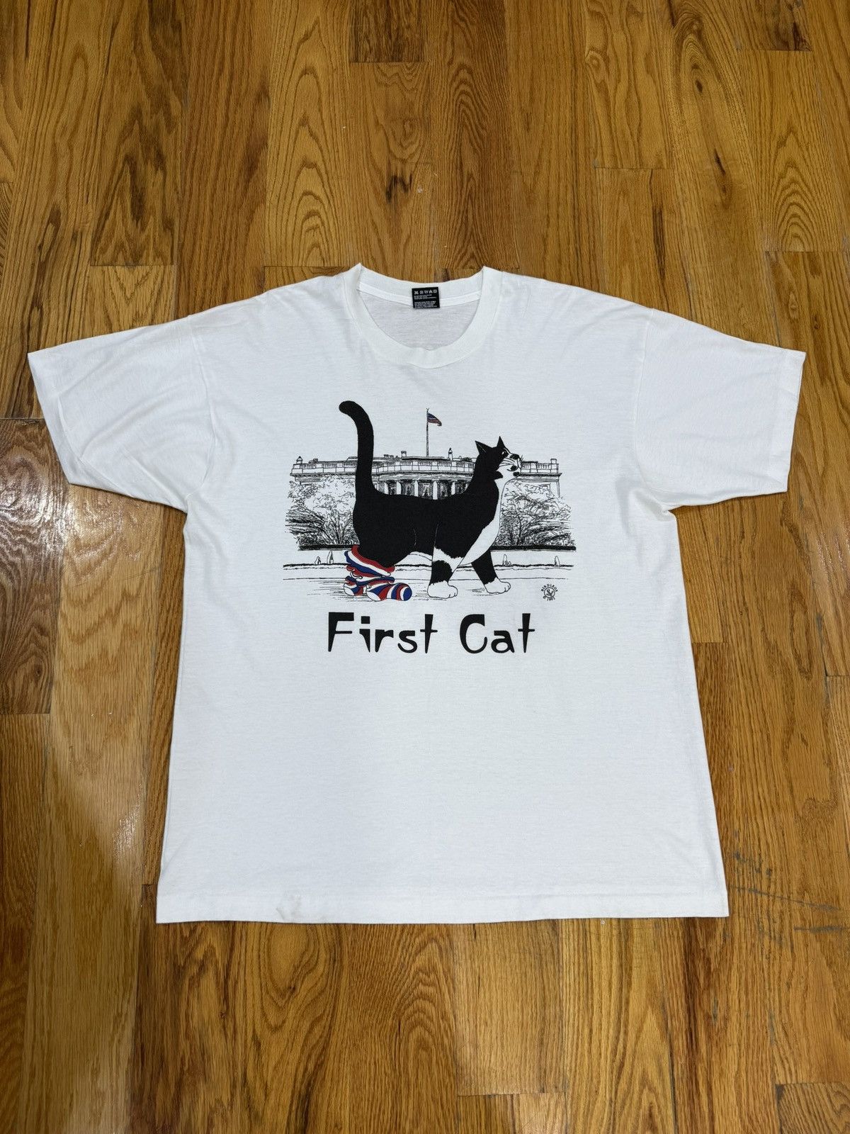 Vintage Vintage First Cat Tee Size US XL / EU 56 / 4 - 1 Thumbnail