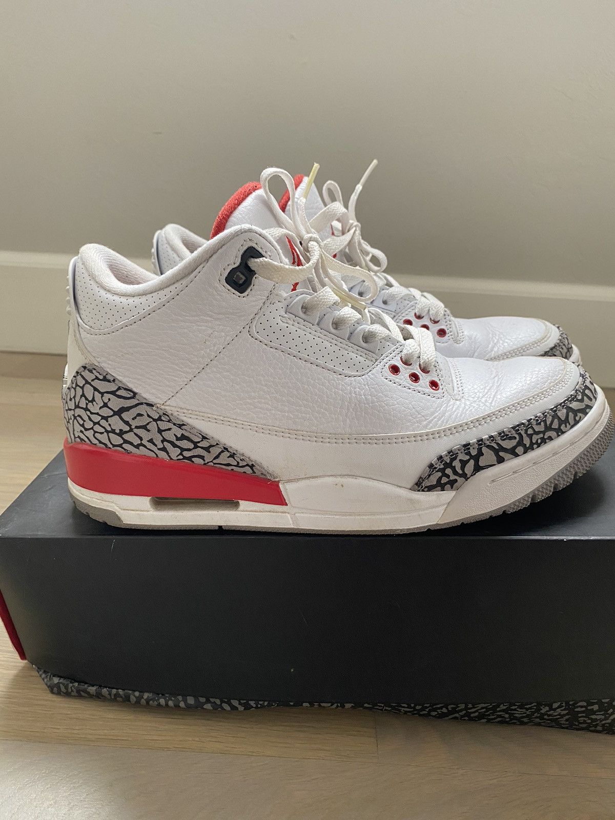 Jordan Brand Air Jordan 3 Retro Hall of Fame Size US 8 / EU 41 - 2 Thumbnail