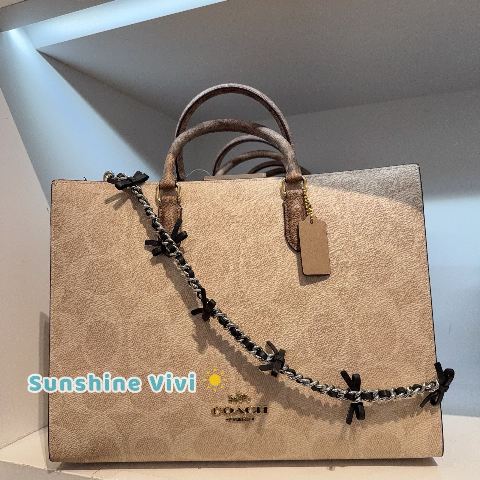 Coach NWT Bundle Coach Chain Strap Bows cy260 & CY677 Large Maggie Size ONE SIZE - 1 Thumbnail