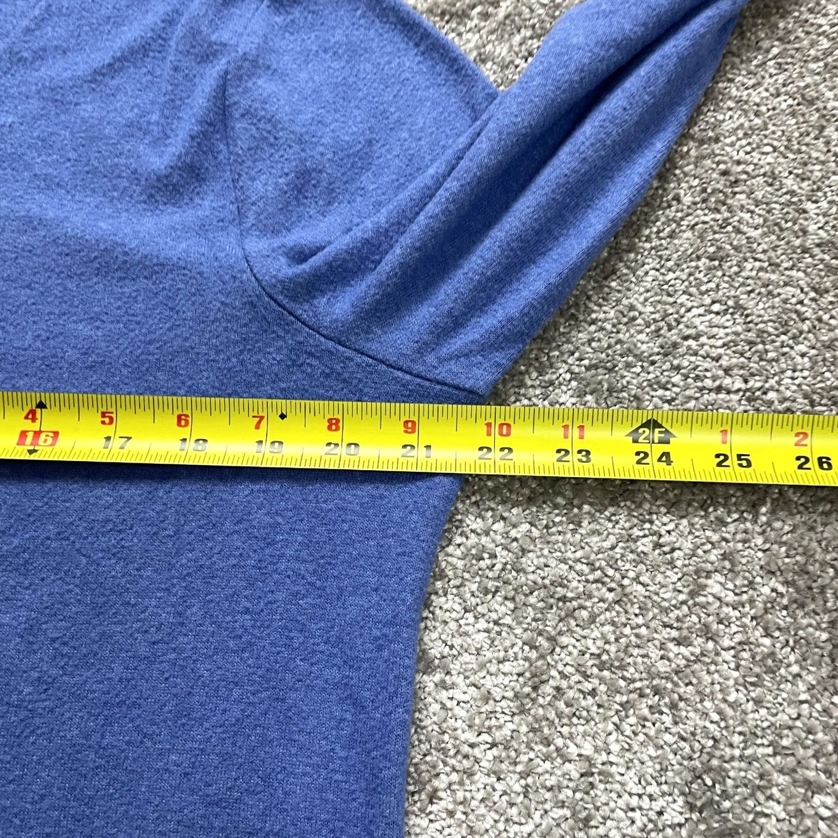 Vintage Chico's Shirt Womens Chico Blue Long Sleeve V Neck T-Shirt 2 12 Large L Rayon Polyester Top Size L / US 10 / IT 46 - 6 Thumbnail