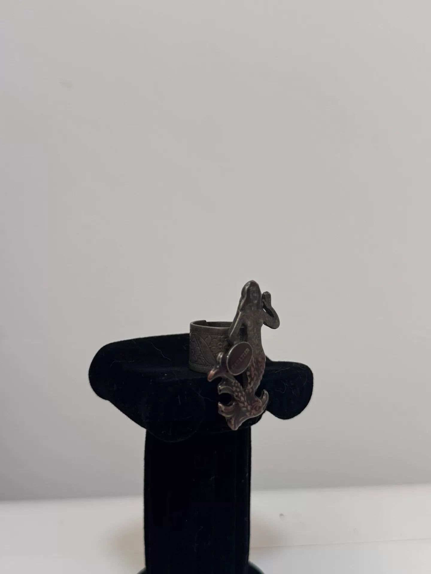 Jean Paul Gaultier Jean Paul Gaultier Mermaid Adjustable Ring 9/10 Size ONE SIZE - 4 Thumbnail