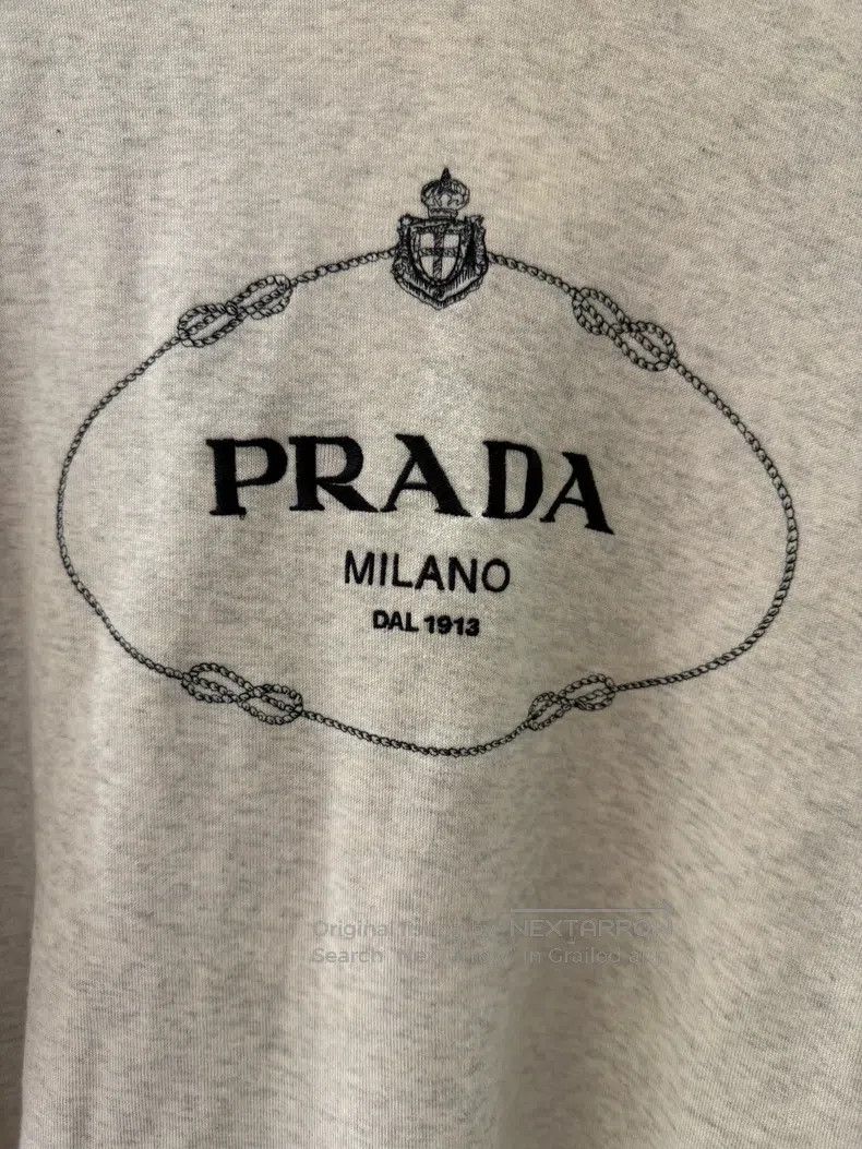 Prada Prada Oat-coloured hooded sweatshirt Size XS / US 0-2 / IT 36-38 - 3 Thumbnail
