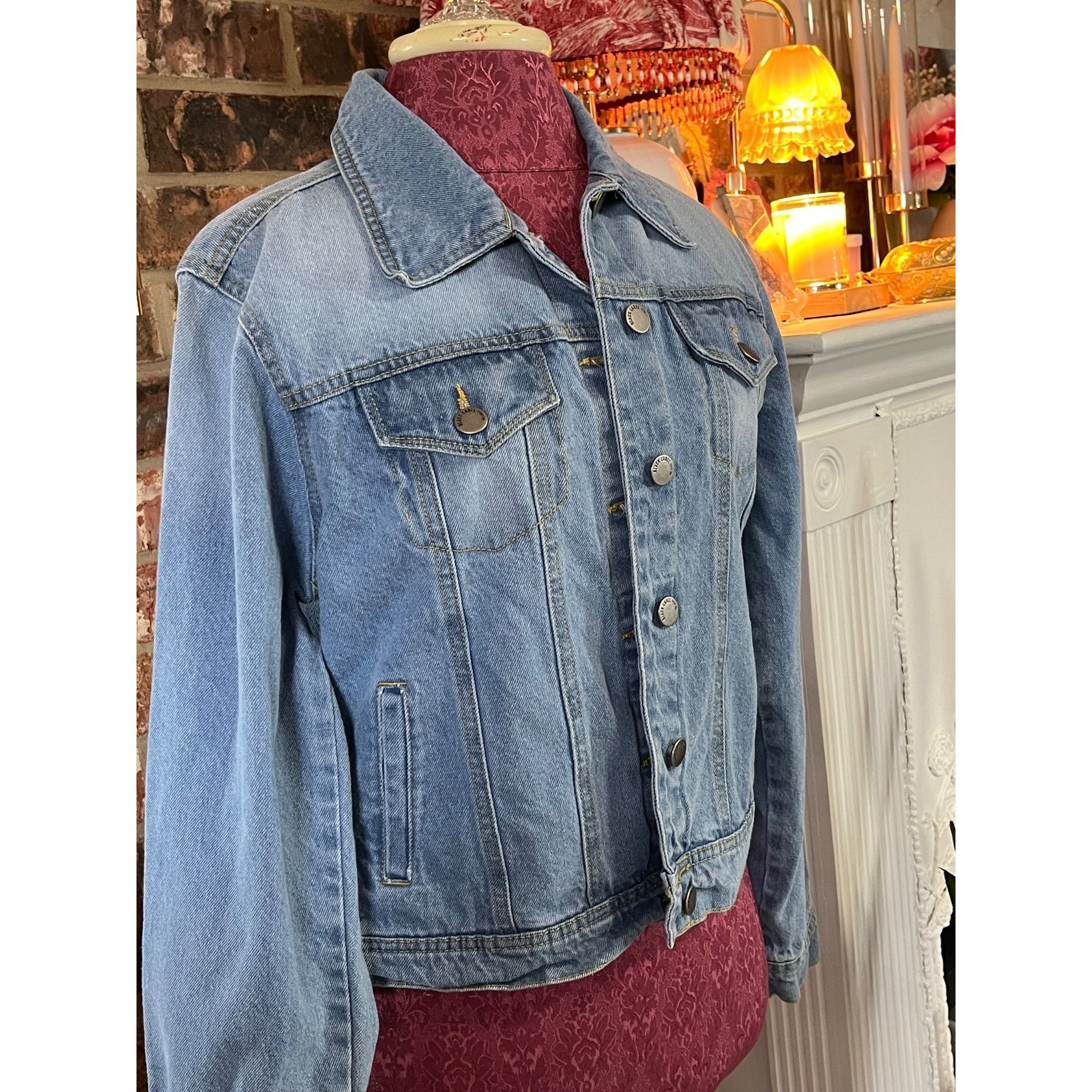 Other Black Label CEst Toi Womens Light Wash Denim Jacket Button F Size L / US 10 / IT 46 - 1 Thumbnail