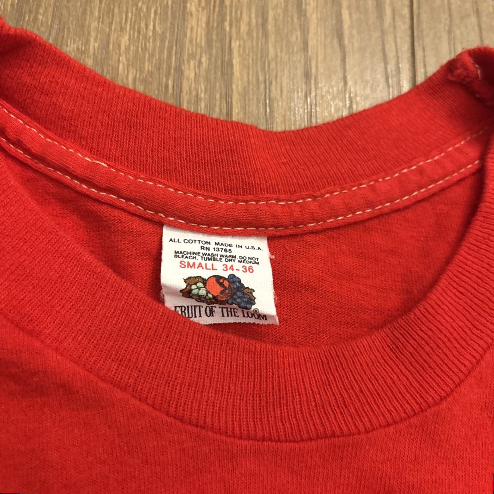 Fruit Of The Loom VINTAGE Fruit of the Loom T-Shirt Adult Small Red Solid Short Sleeve Crew Neck Made in USA Mens Size US S / EU 44-46 / 1 - 3 Thumbnail