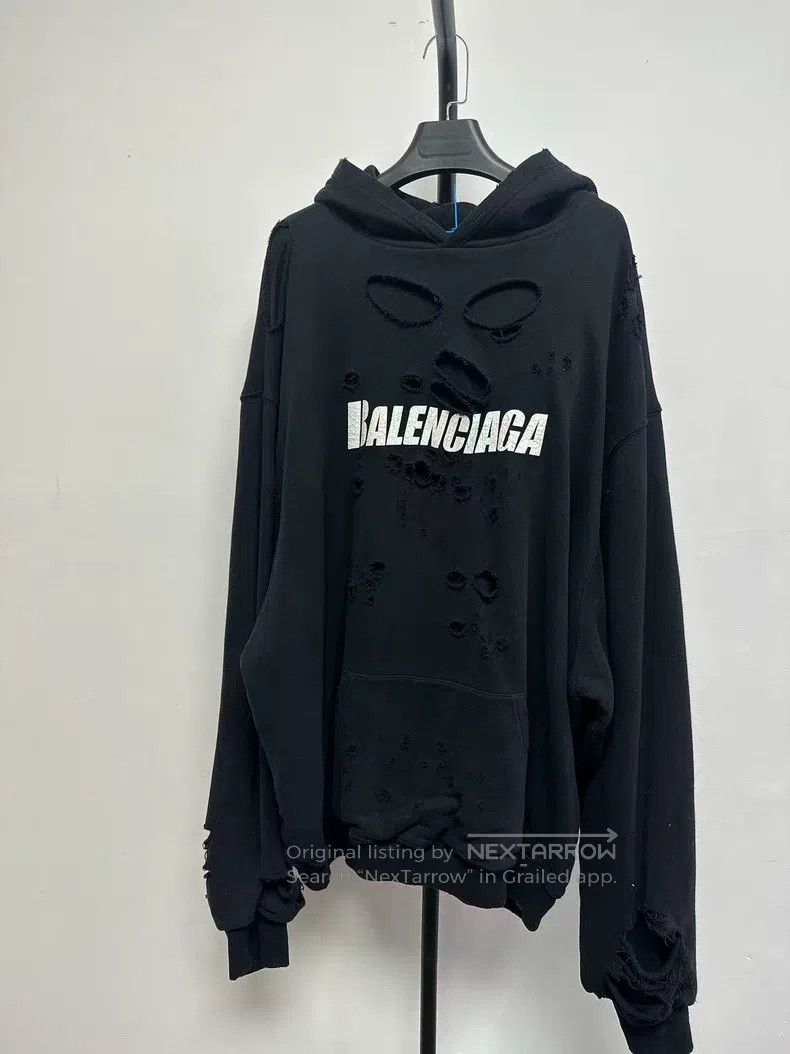 Balenciaga Balenciaga Printed Cracked Hole Pattern Hooded Sweatshirt Size US S / EU 44-46 / 1 - 1 Thumbnail