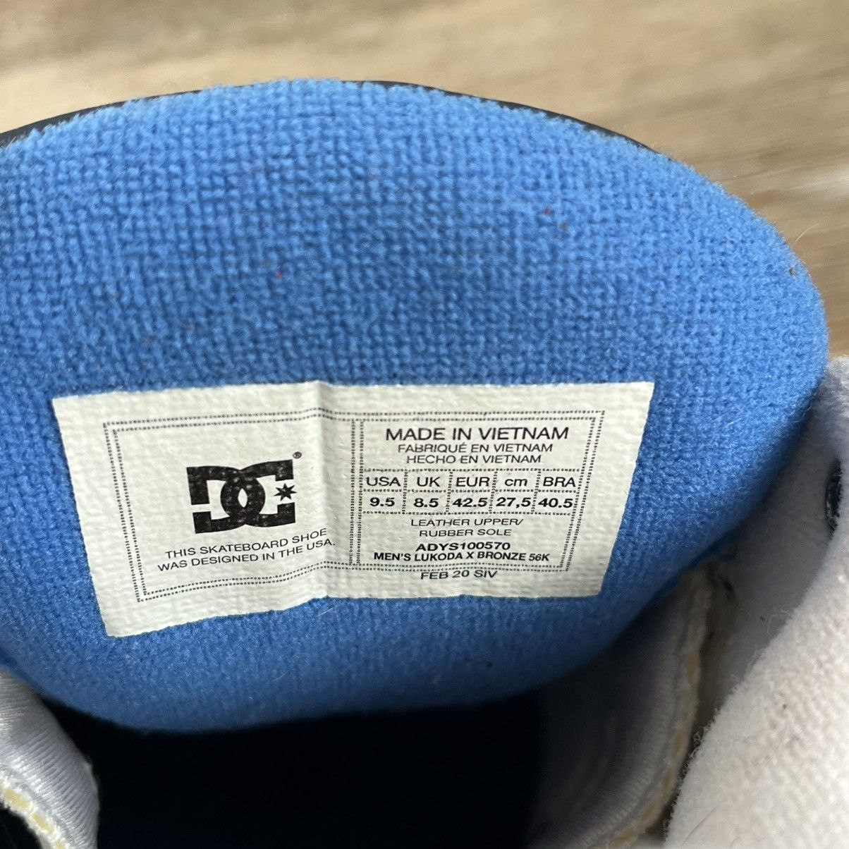 DC DC lukoda bronze 56K Size US 9.5 / EU 42-43 - 7 Thumbnail