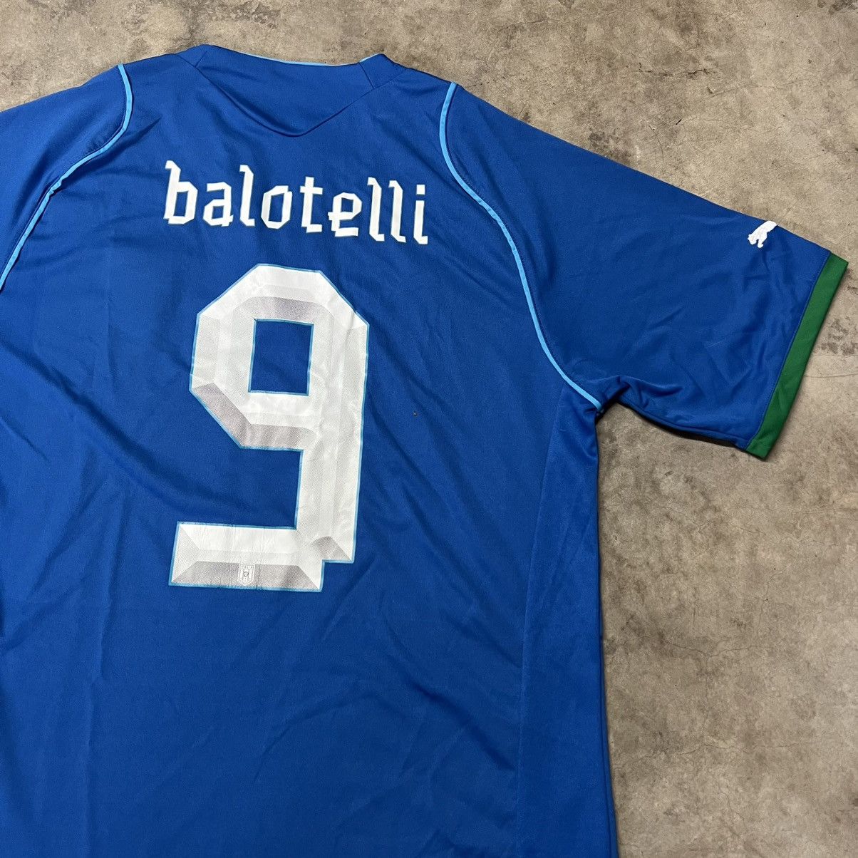 Puma FIFA Italia FIGC Mario Balotelli #9 Puma Soccer Jersey Size US L / EU 52-54 / 3 - 1 Thumbnail