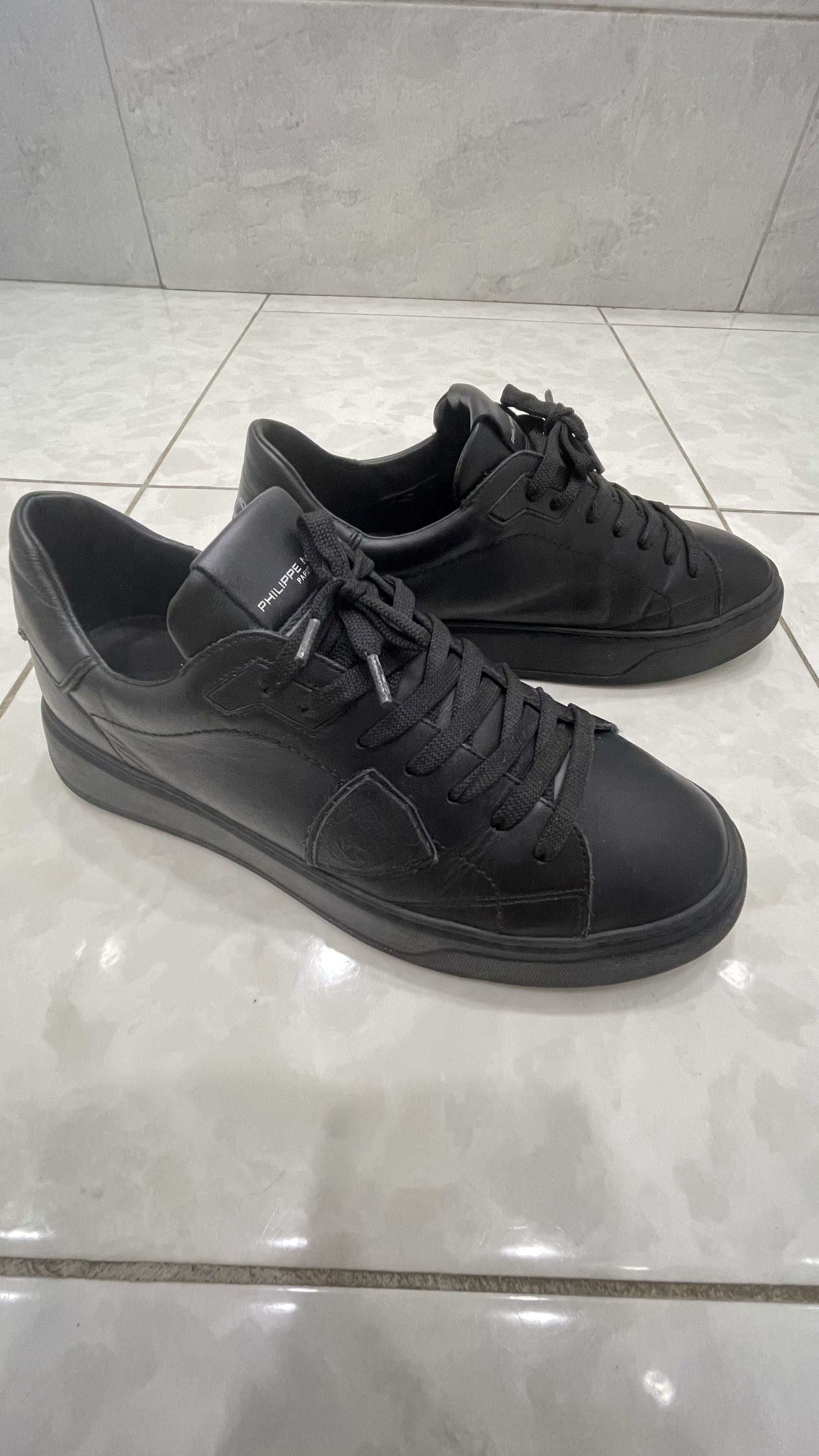 Philippe Model Philippe Model Paris Black Leather Low Top Sneakers EU42 Size US 9 / EU 42 - 2 Thumbnail