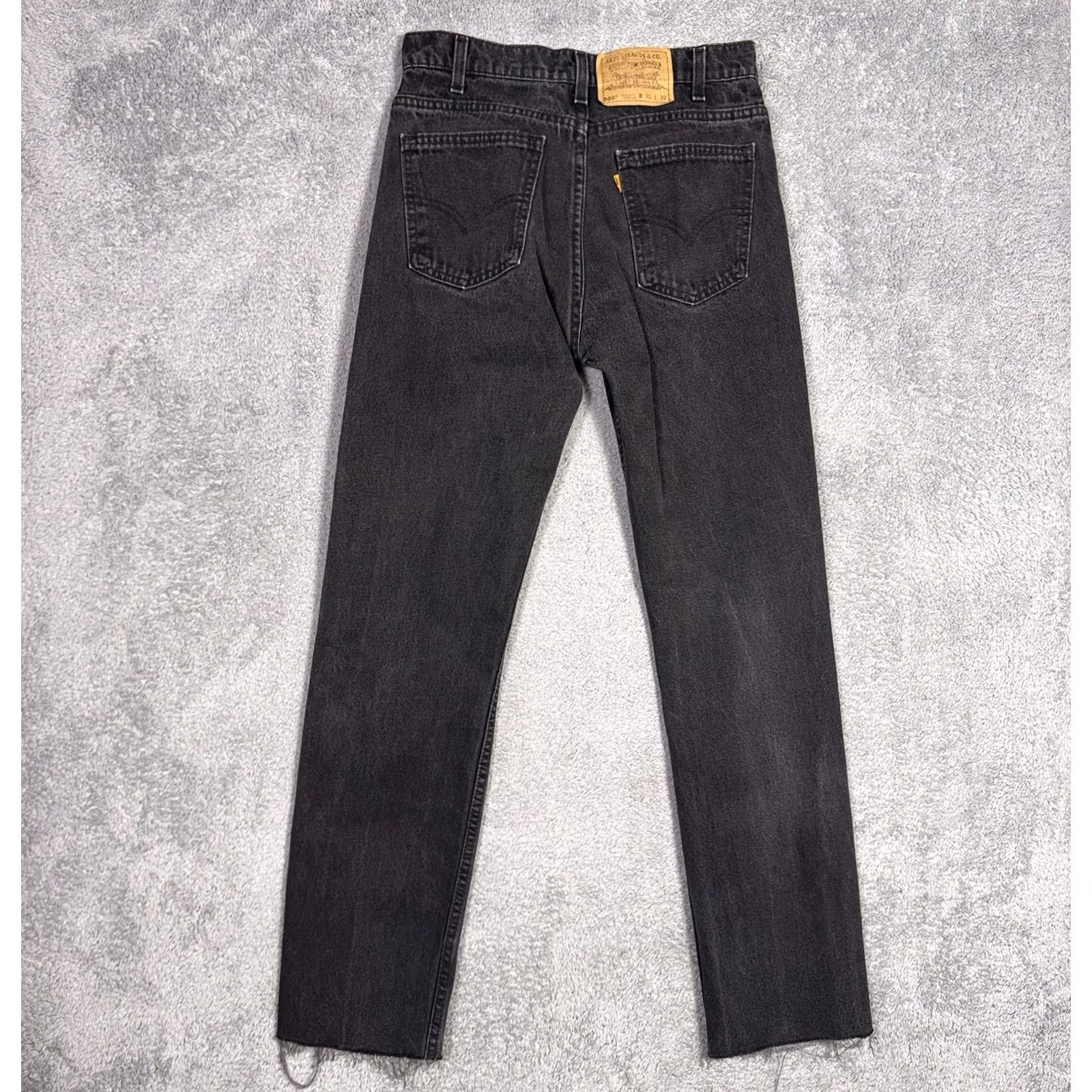 Levi's VINTAGE Levi's 505 Jeans Mens 30x30 USA Made 1997 Black 90s Orange Tab Straight Denim Urban 5-Pocket Mens Size US 30 / EU 46 - 2 Thumbnail