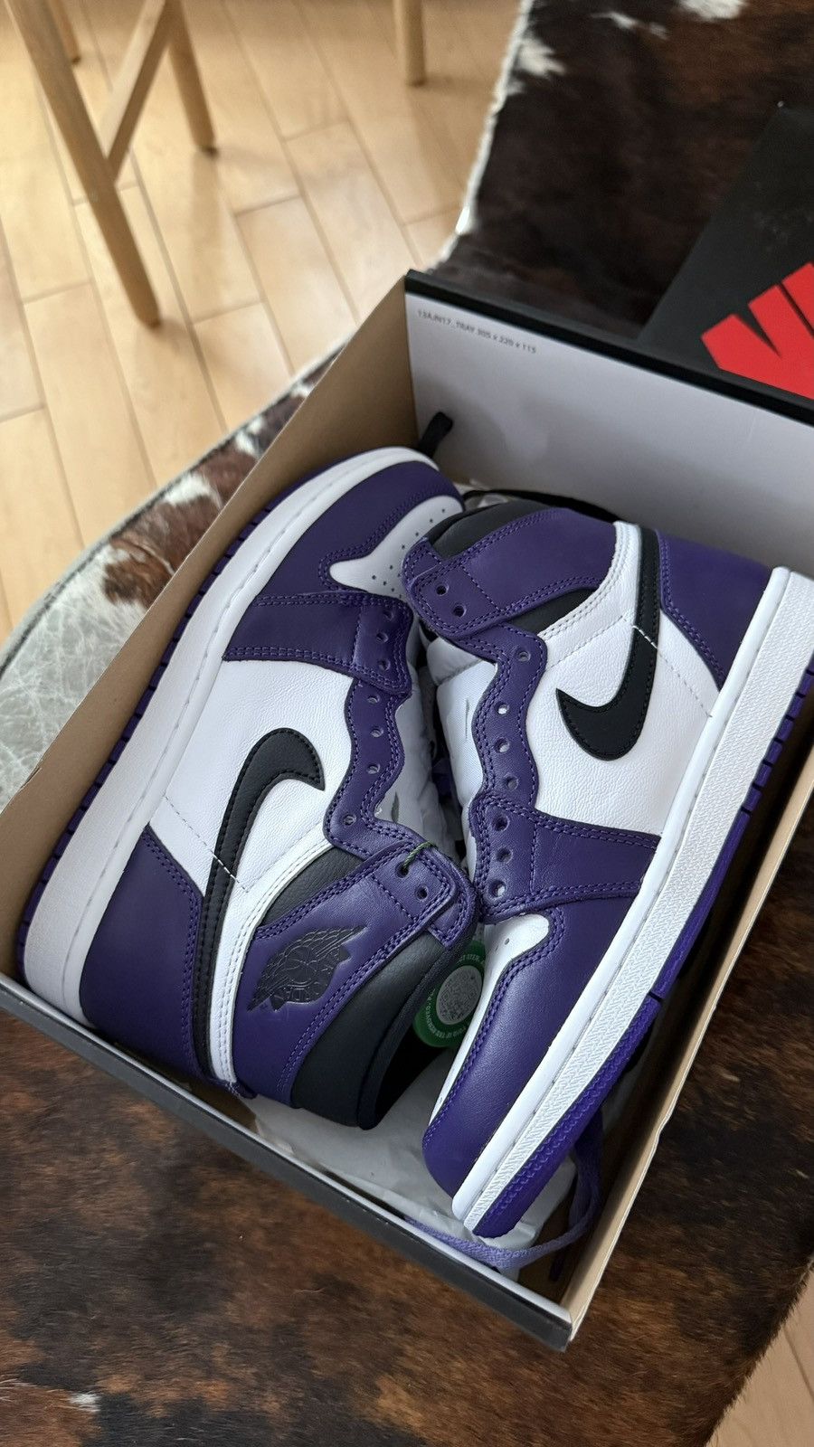 Jordan Brand Nike Air Jordan 1 Purple Court Size US 7 / EU 40 - 8 Thumbnail