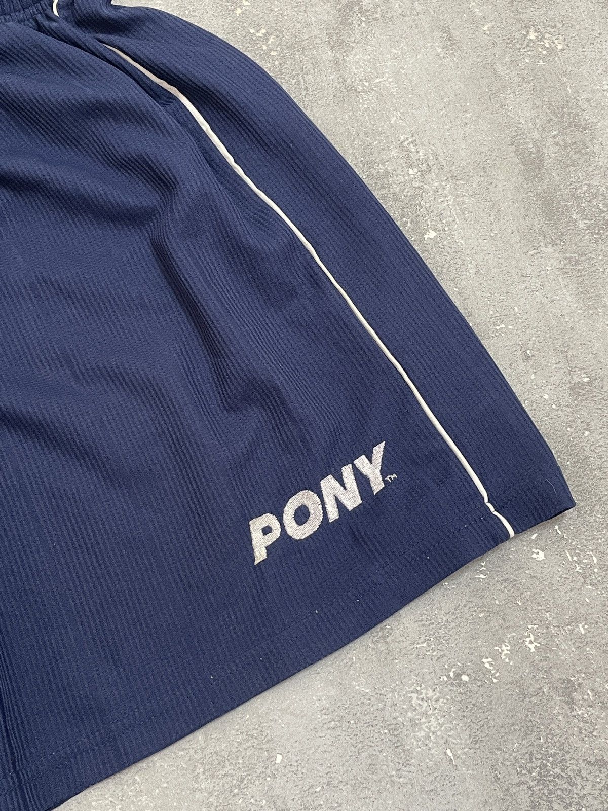 PONY Pony Tottenham Hotspur 1997-99 Home Soccer Shorts Size M Size US 33 - 3 Thumbnail