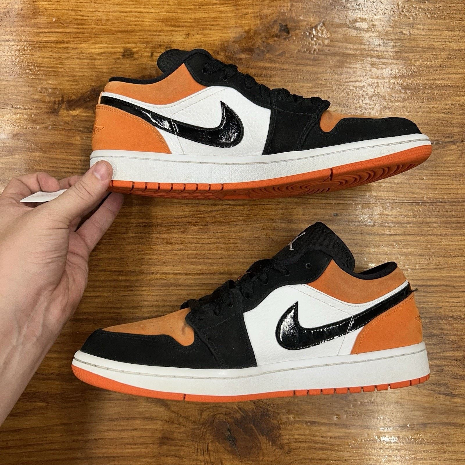 Jordan Brand Size 9 - Air Jordan 1 Low Shattered Backboard Lightly Worn Size US 9 / EU 42 - 4 Thumbnail