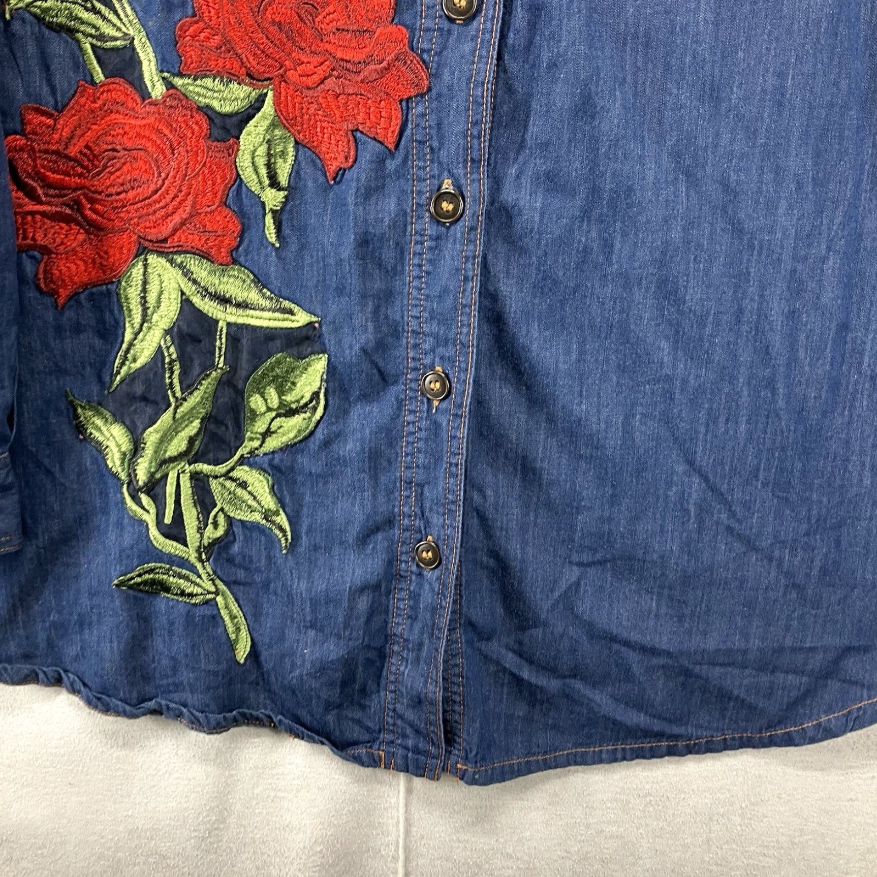 Vintage VINTAGE Women's Plus Size 1X Cotton Button-Up Shirt Flannel Long Sleeve All Seasons Indigo Chambray Bohemian Summer Fall Winter Size XL / US 12-14 / IT 48-50 - 5 Thumbnail