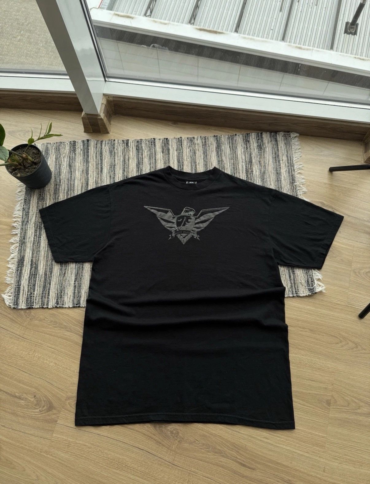 Oakley VINTAGE OAKLEY WORLDWIDE T-SHIRT BLACK Y2K OVERSIZED Size US XL / EU 56 / 4 - 1 Thumbnail