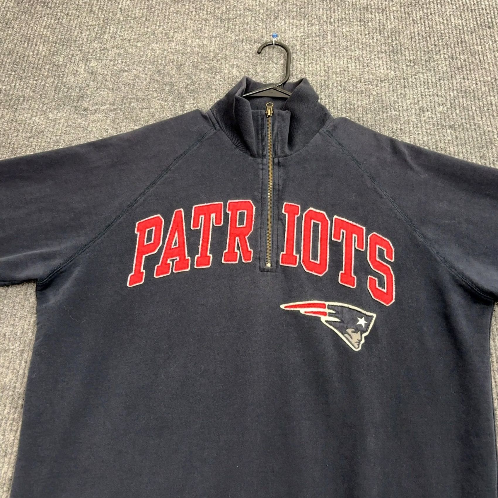 47 New England Patriots Mens Sweatshirt XL Navy Blue 47 Brand Quarter Zip Pullover Football Embroidered Logo Graphic Print Size US XL / EU 56 / 4 - 2 Thumbnail