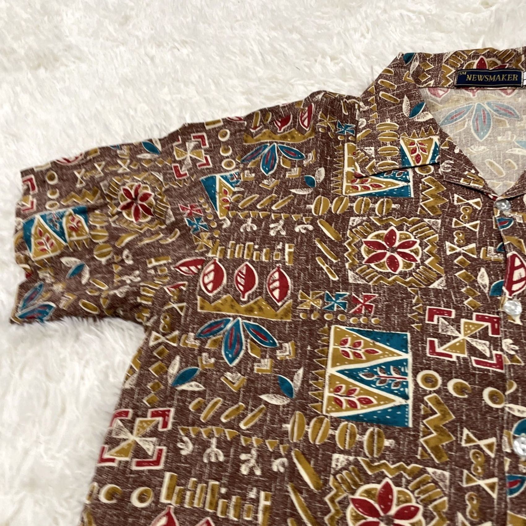 Vintage NEWSMAKER Shirt Mens L vtg 1990s Geometric Hawaiian Aztec Southwestern Brown Blue Cotton Button-Up Short Sleeve Size US L / EU 52-54 / 3 - 7 Thumbnail