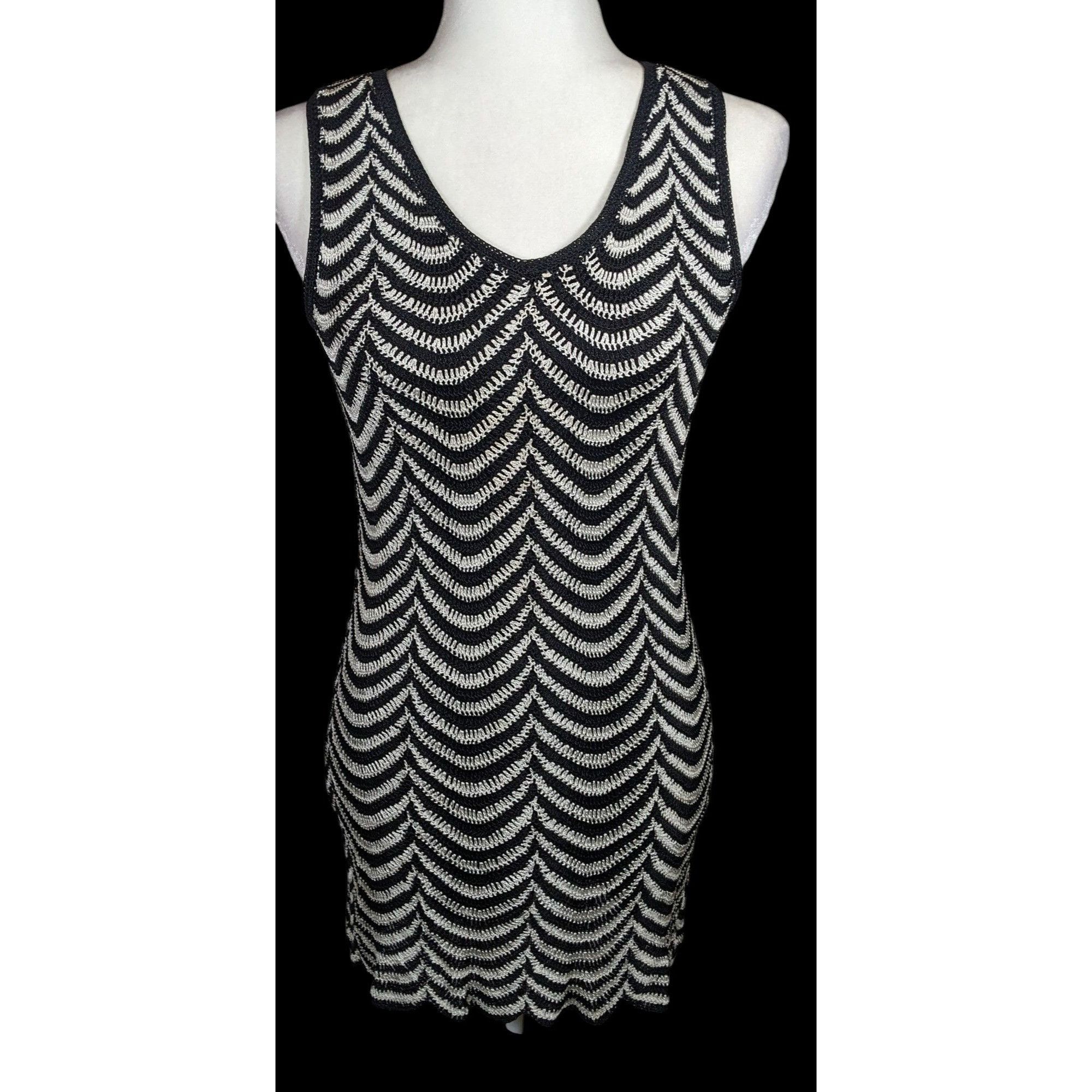 Other Nicowa Black And White Scalloped Crochet Dress Size XS / US 0-2 / IT 36-38 - 3 Thumbnail