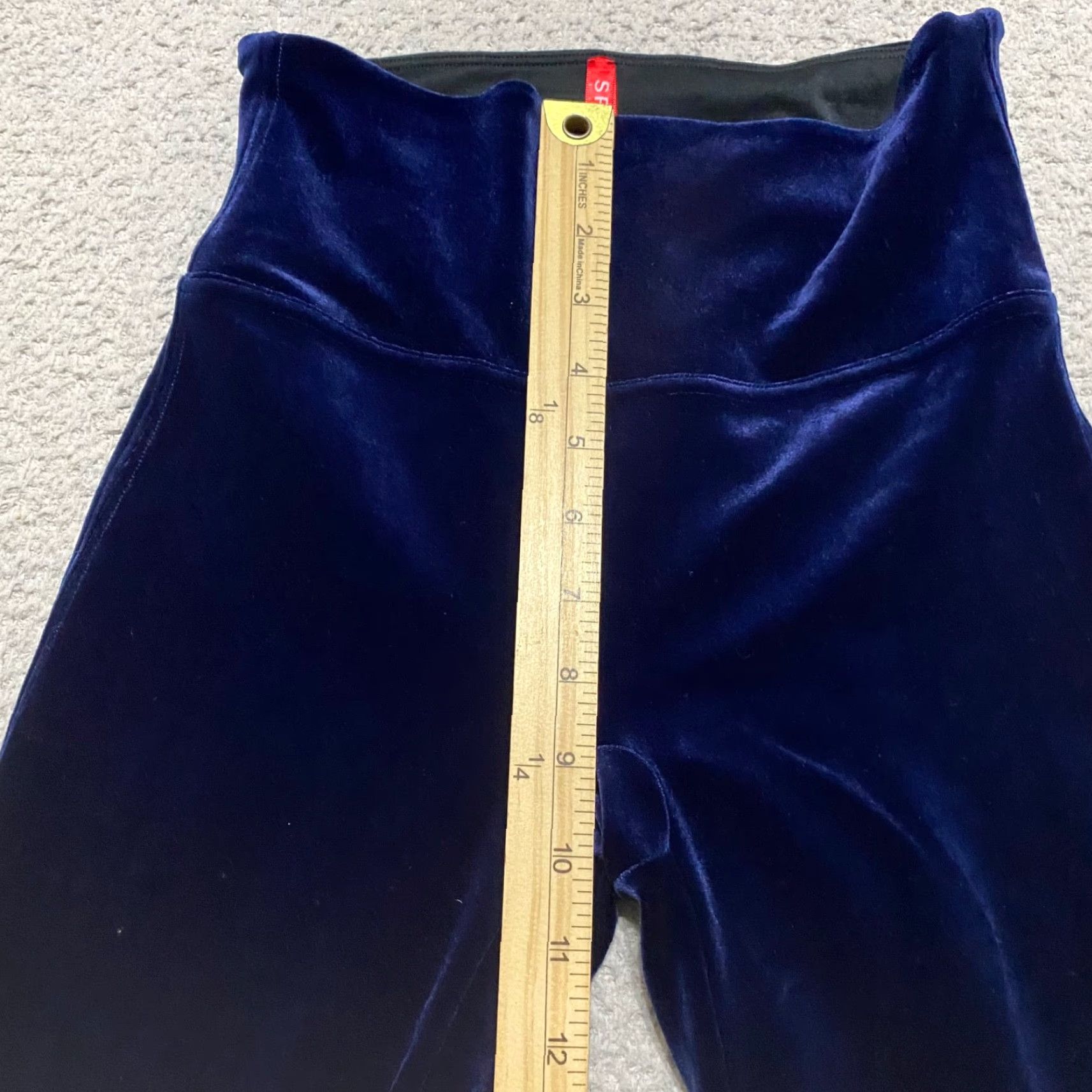 Spanx Spanx Leggings Woman S Solid Purple Velour Mid Rise Ankle Polyester Spandex Size 42" / US 20 - 7 Thumbnail