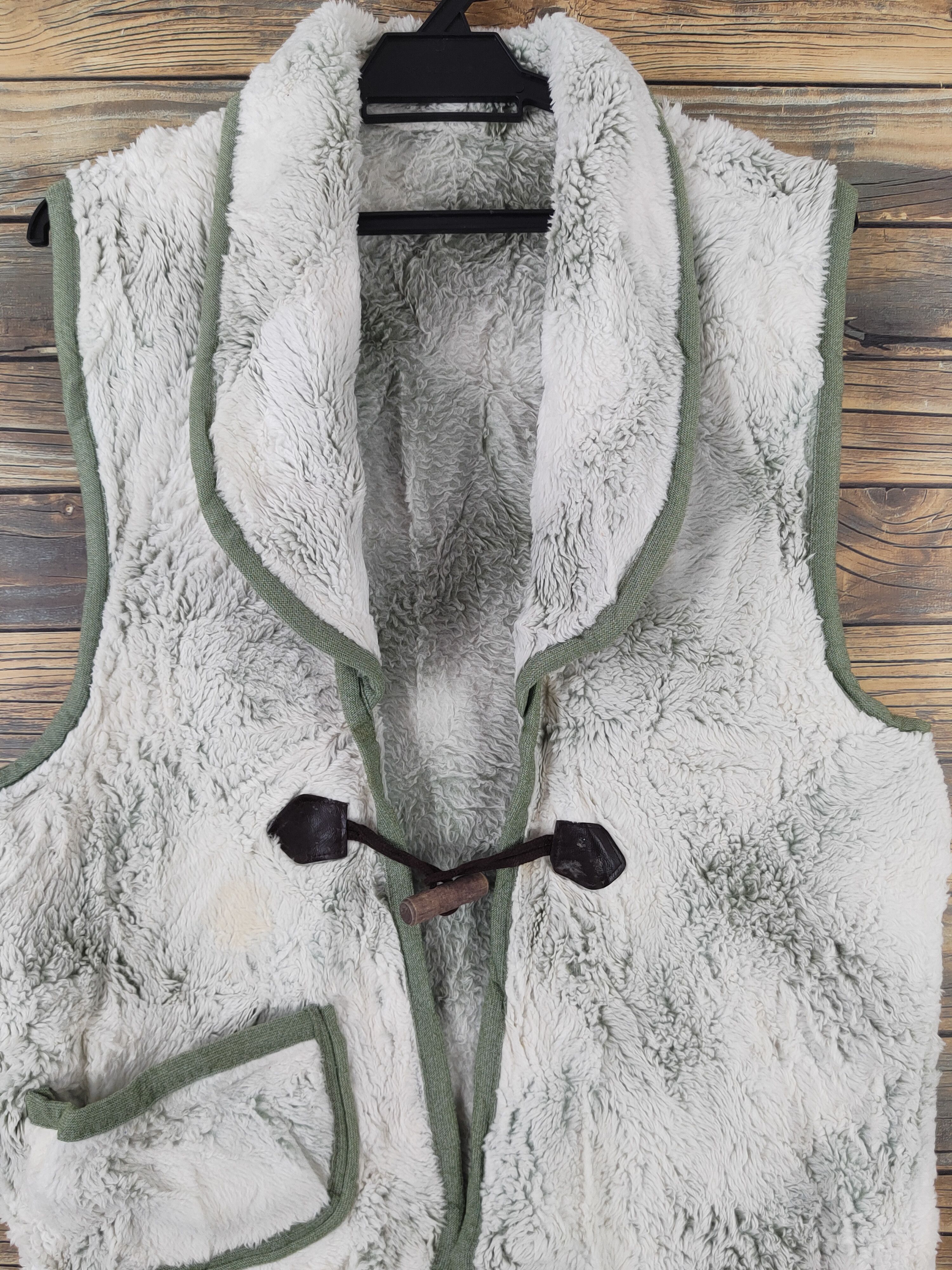 Japanese Brand × Vintage Japanese Brand White Green Fur Mohair Toggle Vests Size M / US 6-8 / IT 42-44 - 2 Thumbnail