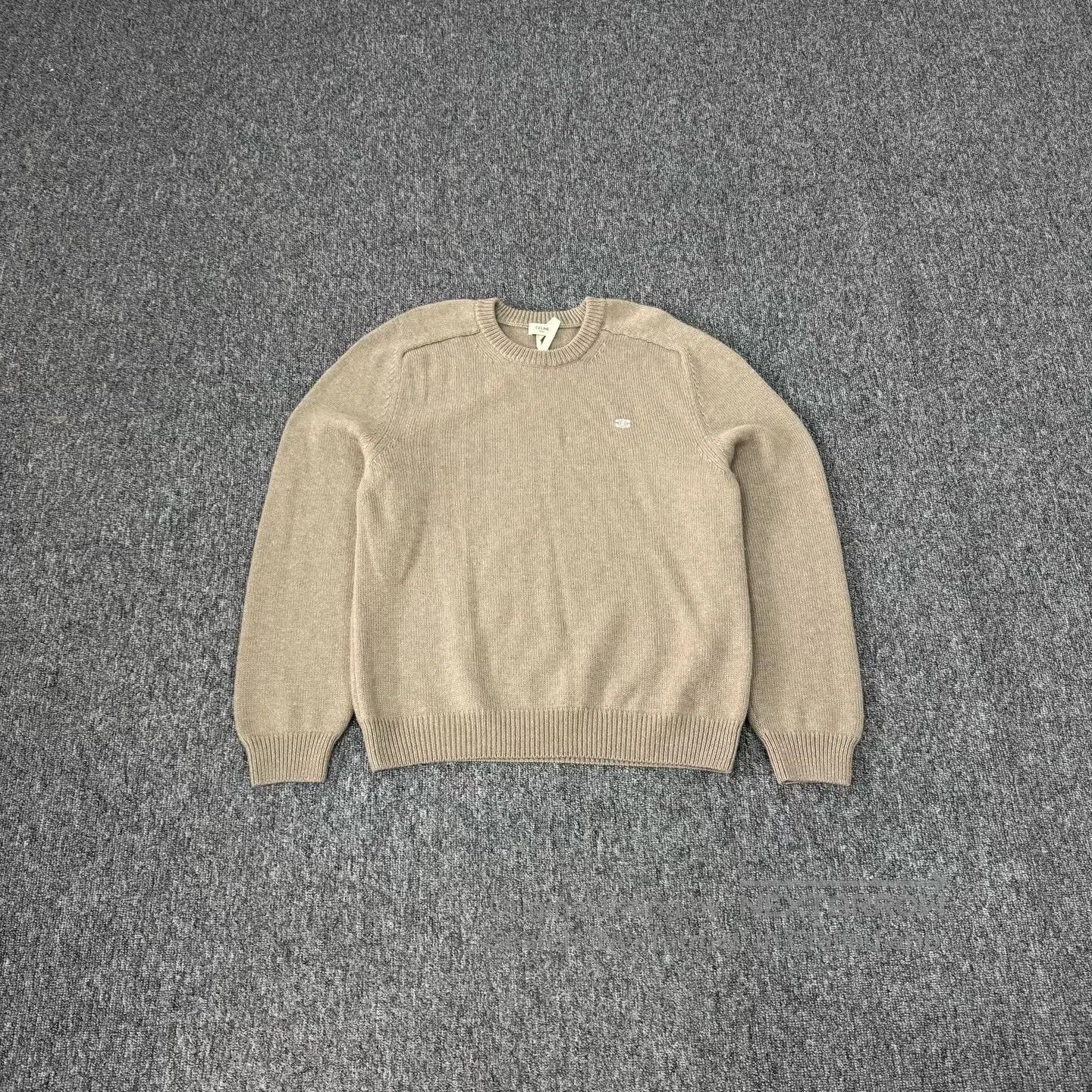 Celine CELINE Embroidery: Beige knit sweater| Size US L / EU 52-54 / 3 - 1 Thumbnail