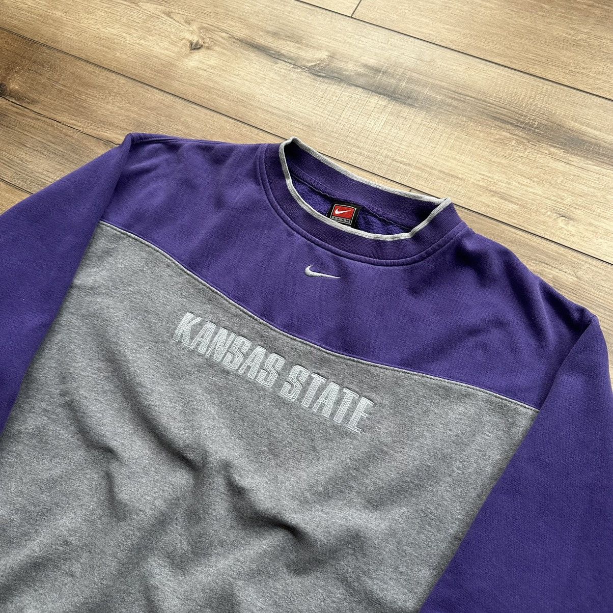 Nike Vintage 90s Nike Team Kansas State Center Swoosh Crewneck Size US M / EU 48-50 / 2 - 4 Thumbnail