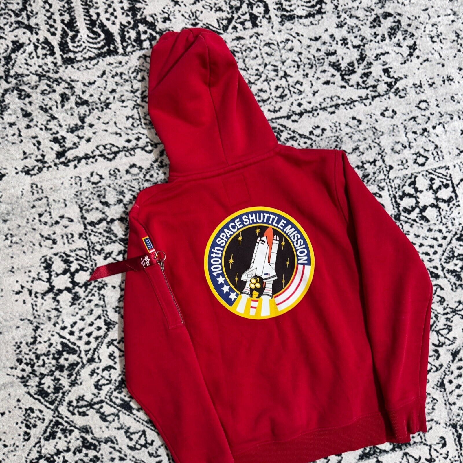 Alpha Industries × Vintage Alpha Industries Red Cotton Hoodie Size L NASA MA-1 Astro Size US L / EU 52-54 / 3 - 10 Thumbnail