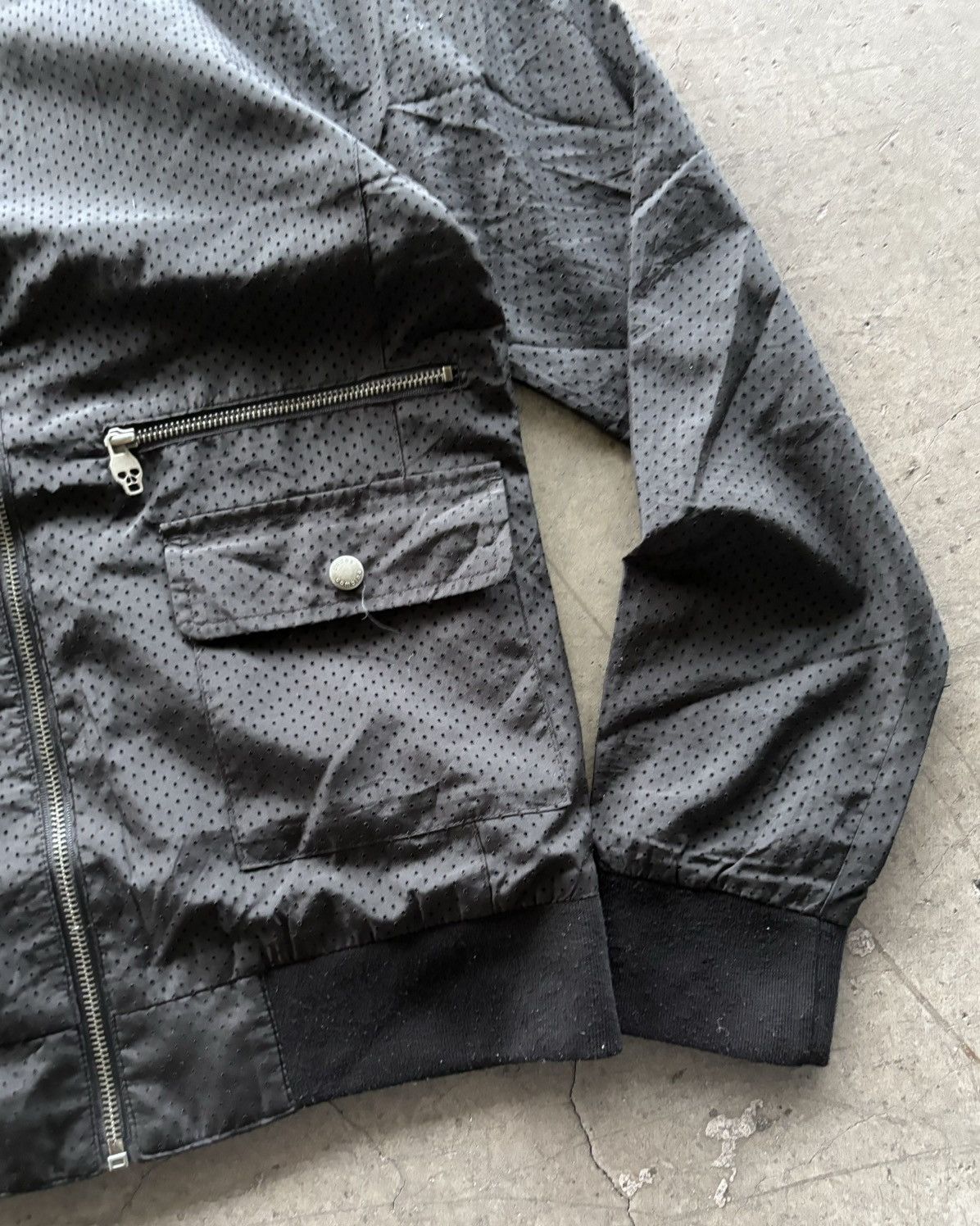 If Six Was Nine × Japanese Brand × Le Grande Bleu (L.G.B.) Codes Combine For Men Holes Design Black Bomber Jacket Size US L / EU 52-54 / 3 - 2 Thumbnail