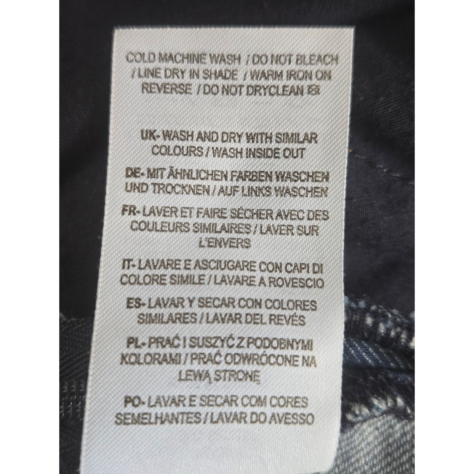 Boden Boden Denim Tiered Skirt Size 10P Size 32" / US 10 / IT 46 - 10 Thumbnail