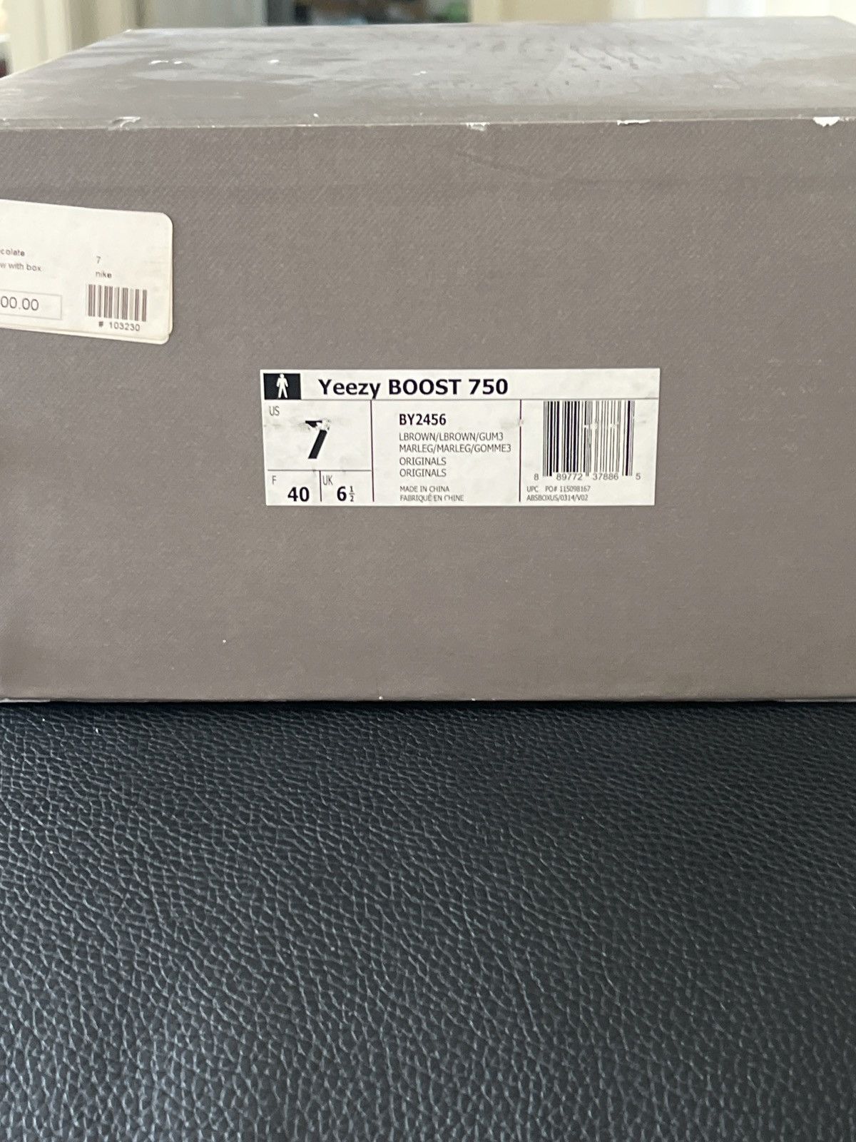 Yeezy yeezy Size US 7 / EU 40 - 7 Thumbnail