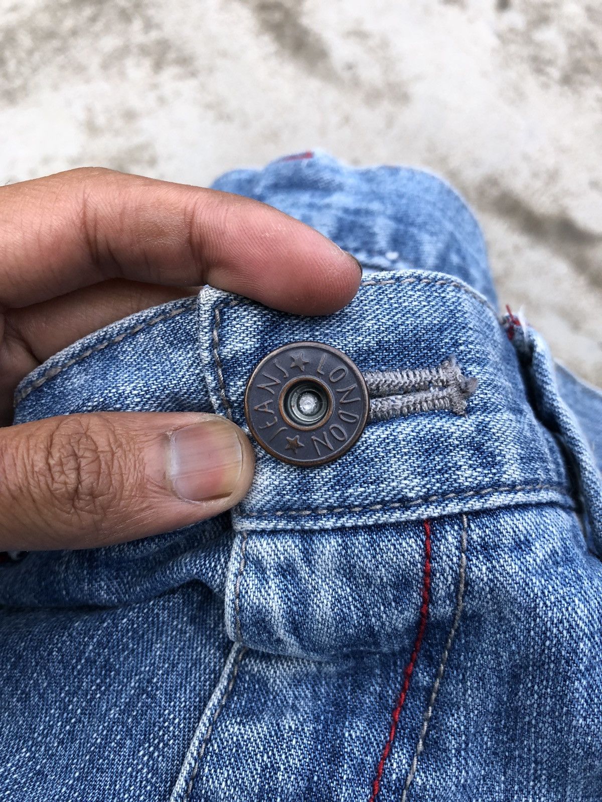 Hypebeast BAGGY⚡️⚡️LONDON JEANS SINGLE BACK POCKET DENIM Size US 29 - 3 Thumbnail