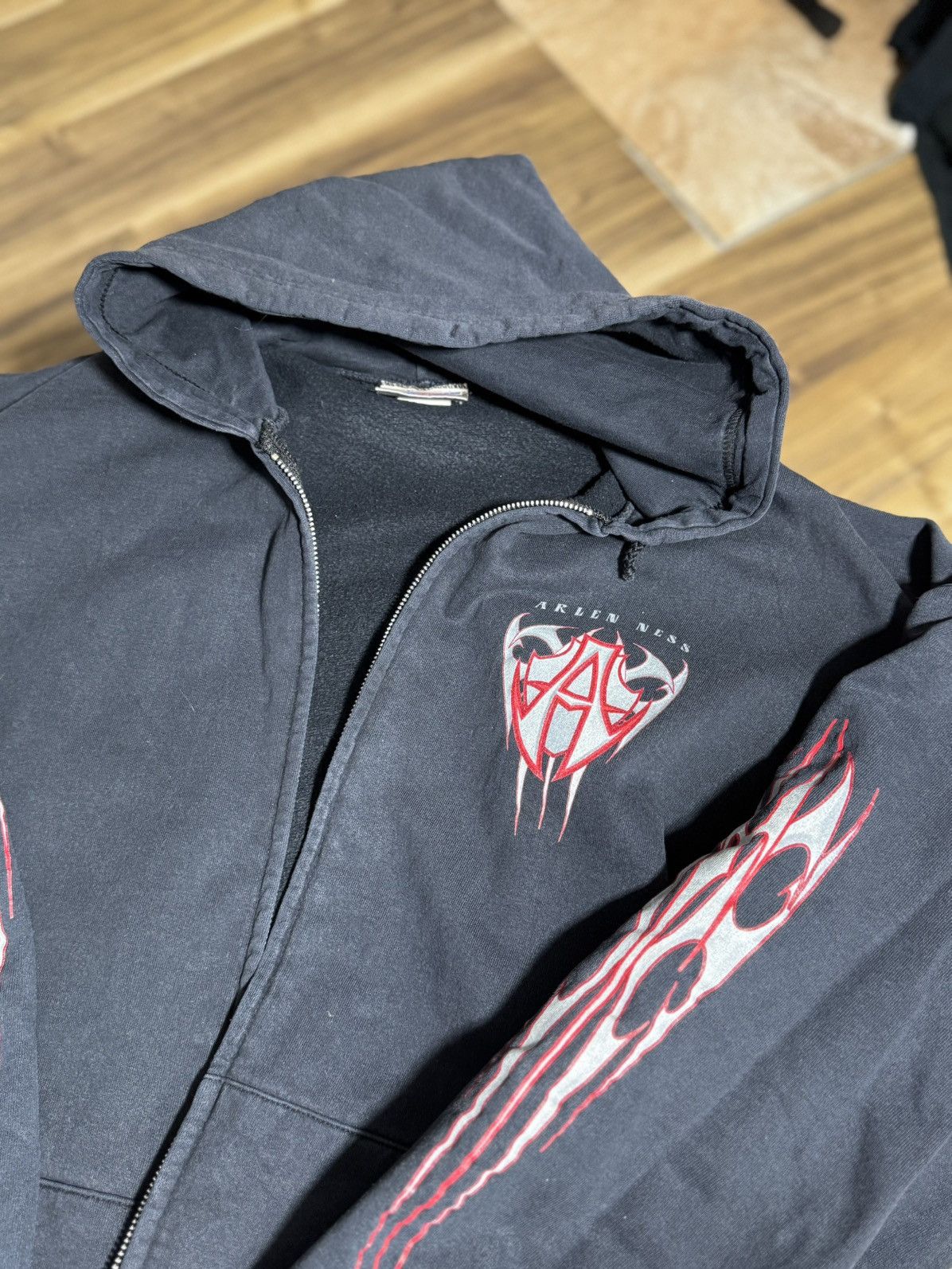 Vintage Vintage 90s Arlen Ness Grunge Faded Printed Hoodie allstyle Size US XL / EU 56 / 4 - 9 Thumbnail