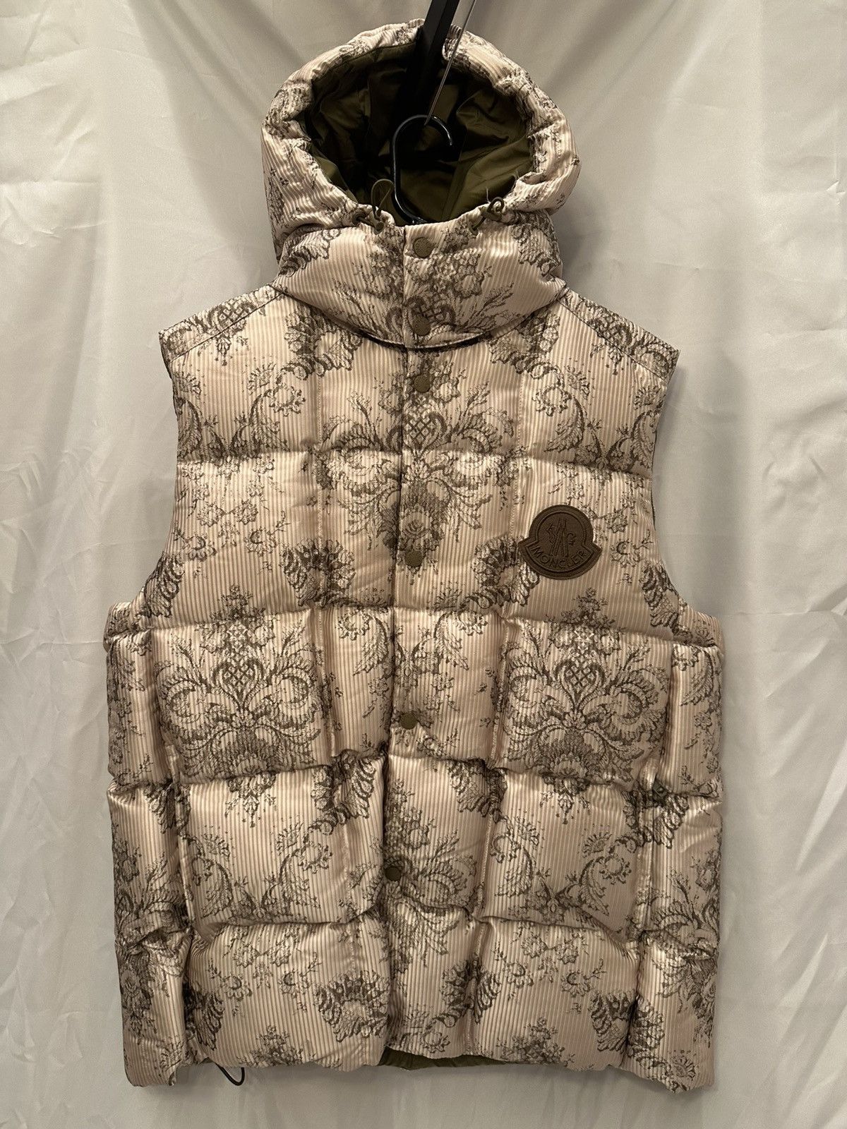 Moncler Moncler down vest Size US L / EU 52-54 / 3 - 2 Thumbnail