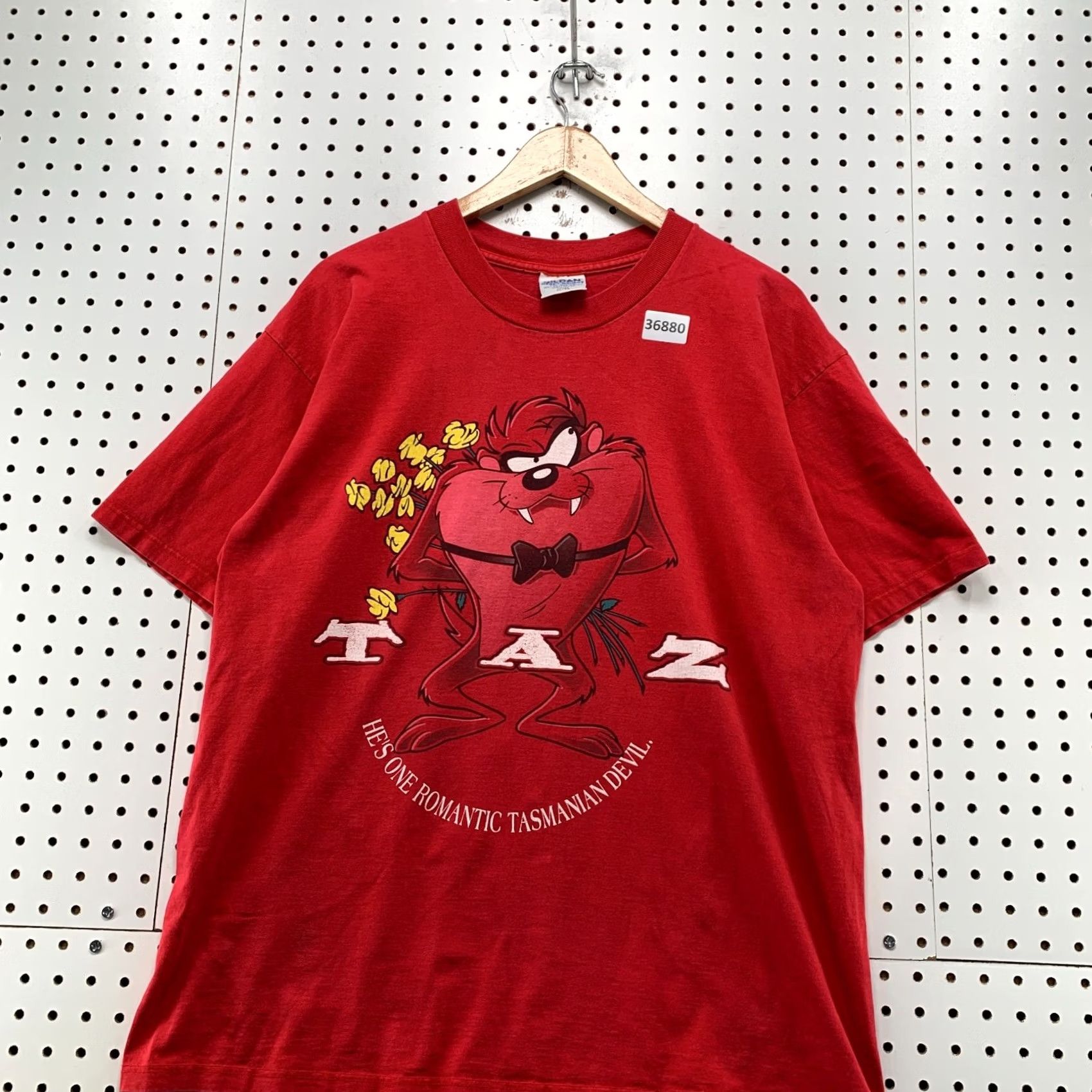Gildan VINTAGE 90s Taz Tasmanian Devil Love Shirt Mens XL Red Graphic Size US XL / EU 56 / 4 - 3 Thumbnail