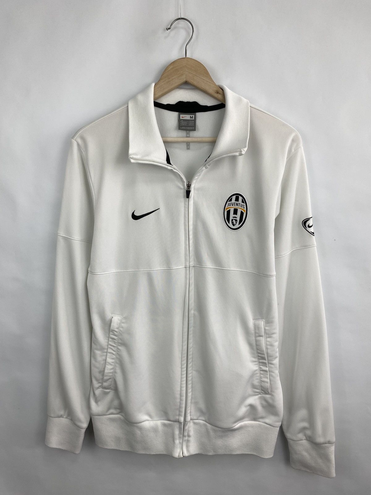 Nike 🇮🇹 Vintage 90s Nike Juventus Zip Hoodie Football Rare Y2K Size US M / EU 48-50 / 2 - 3 Thumbnail