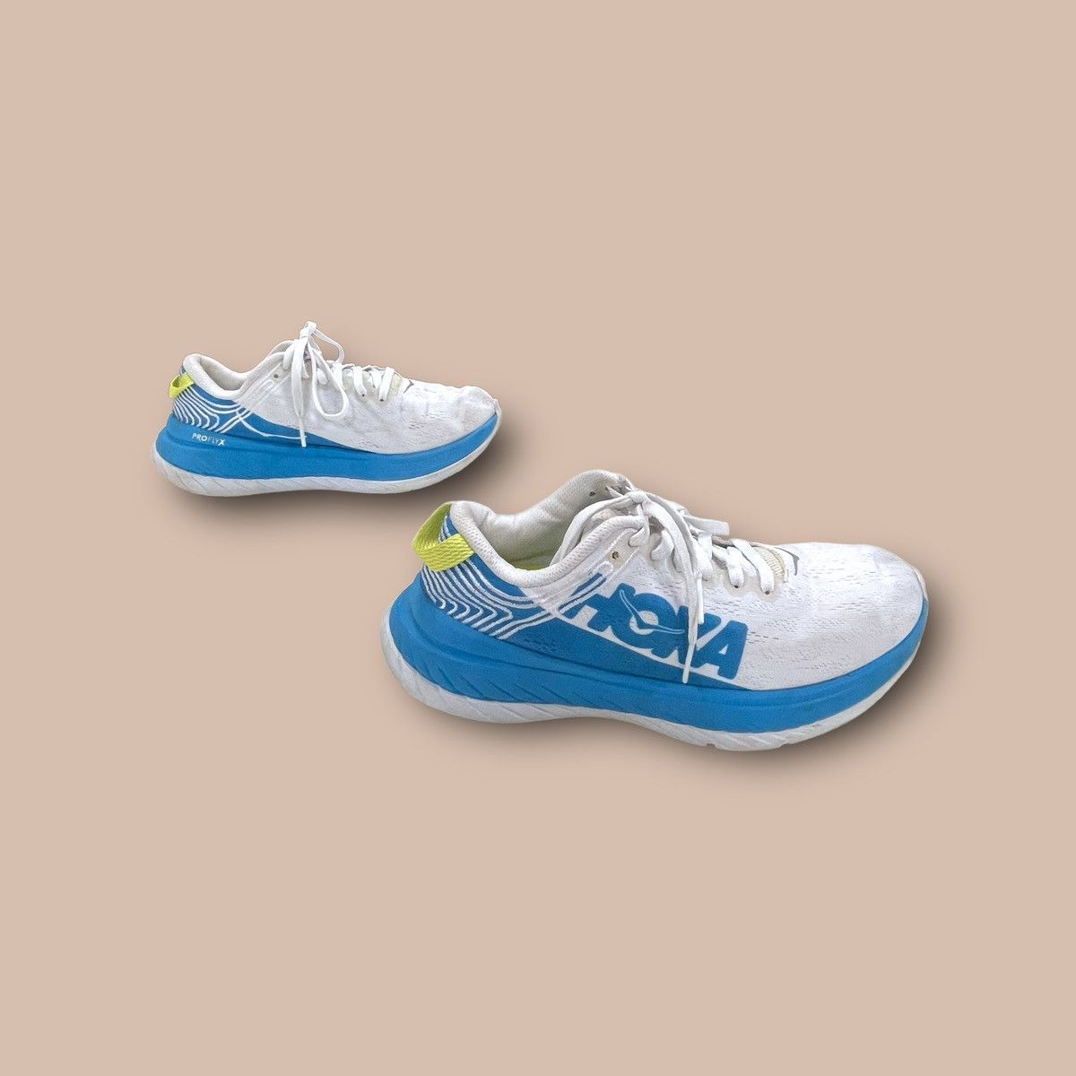 Hoka Hoka One One "Carbon X" Size US 5 / EU 37 - 6 Thumbnail