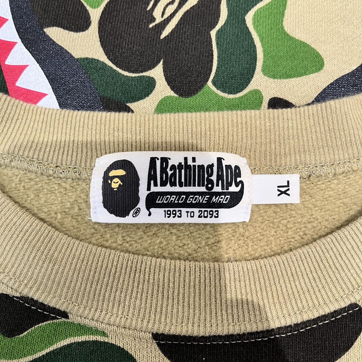 Bape Bape Camo Crewneck Green Size US XL / EU 56 / 4 - 6 Thumbnail