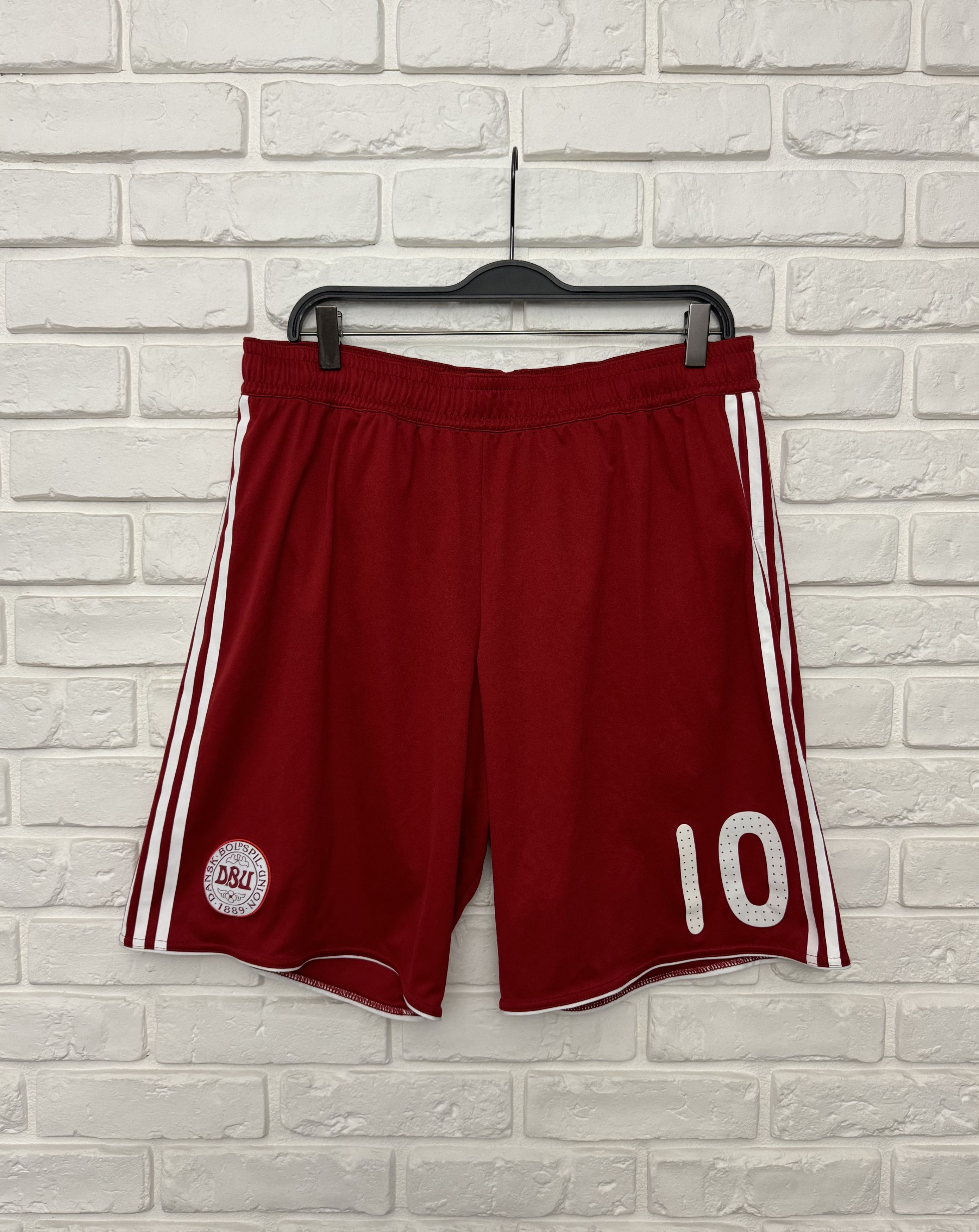 Adidas Denmark 2009 2010 Home Soccer Shorts Football #10 Size XL Size US 38 / EU 54 - 1 Thumbnail