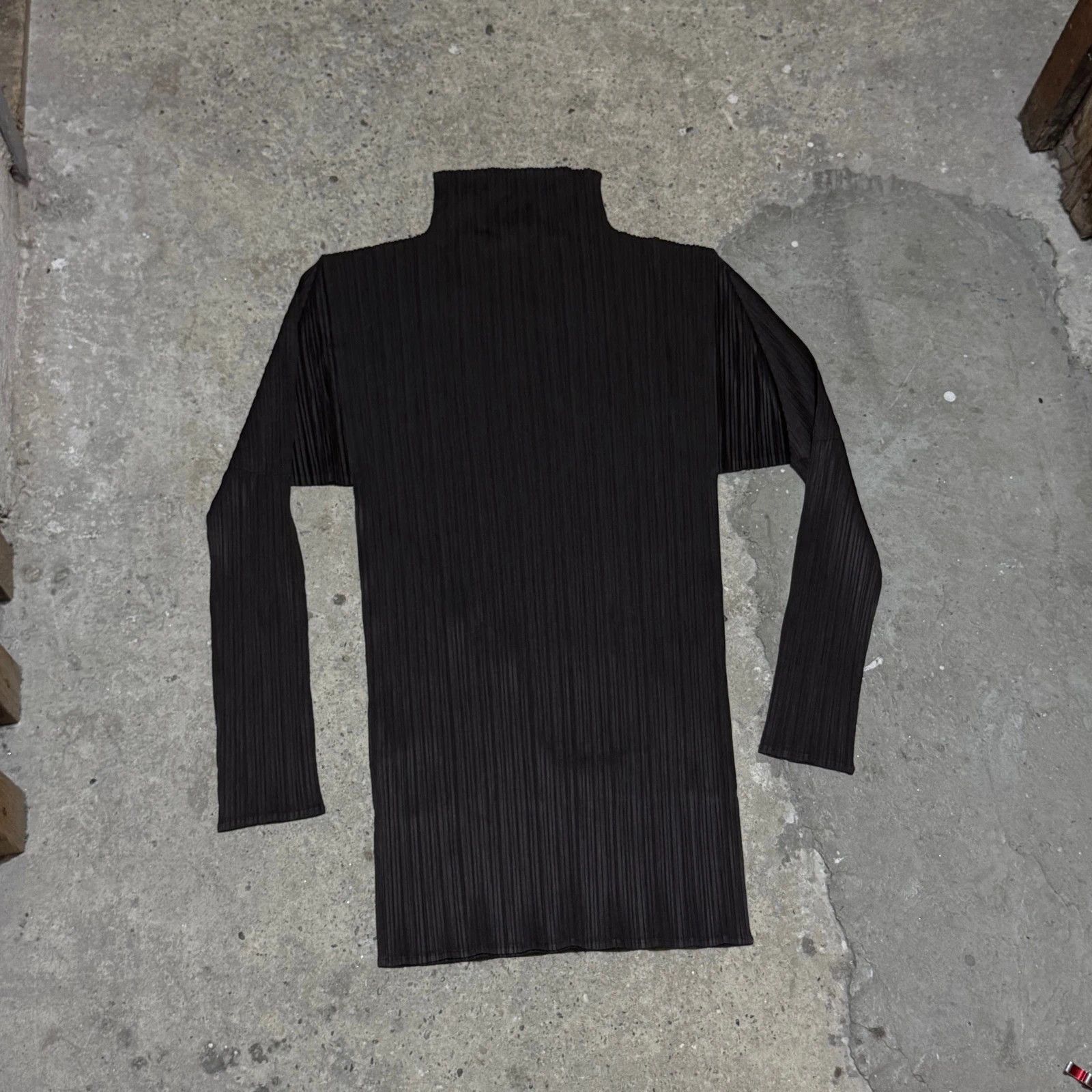 Pleats Please Issey Miyake Vintage Issey Miyake Pleats Please long sleeve Size US S / EU 44-46 / 1 - 5 Thumbnail