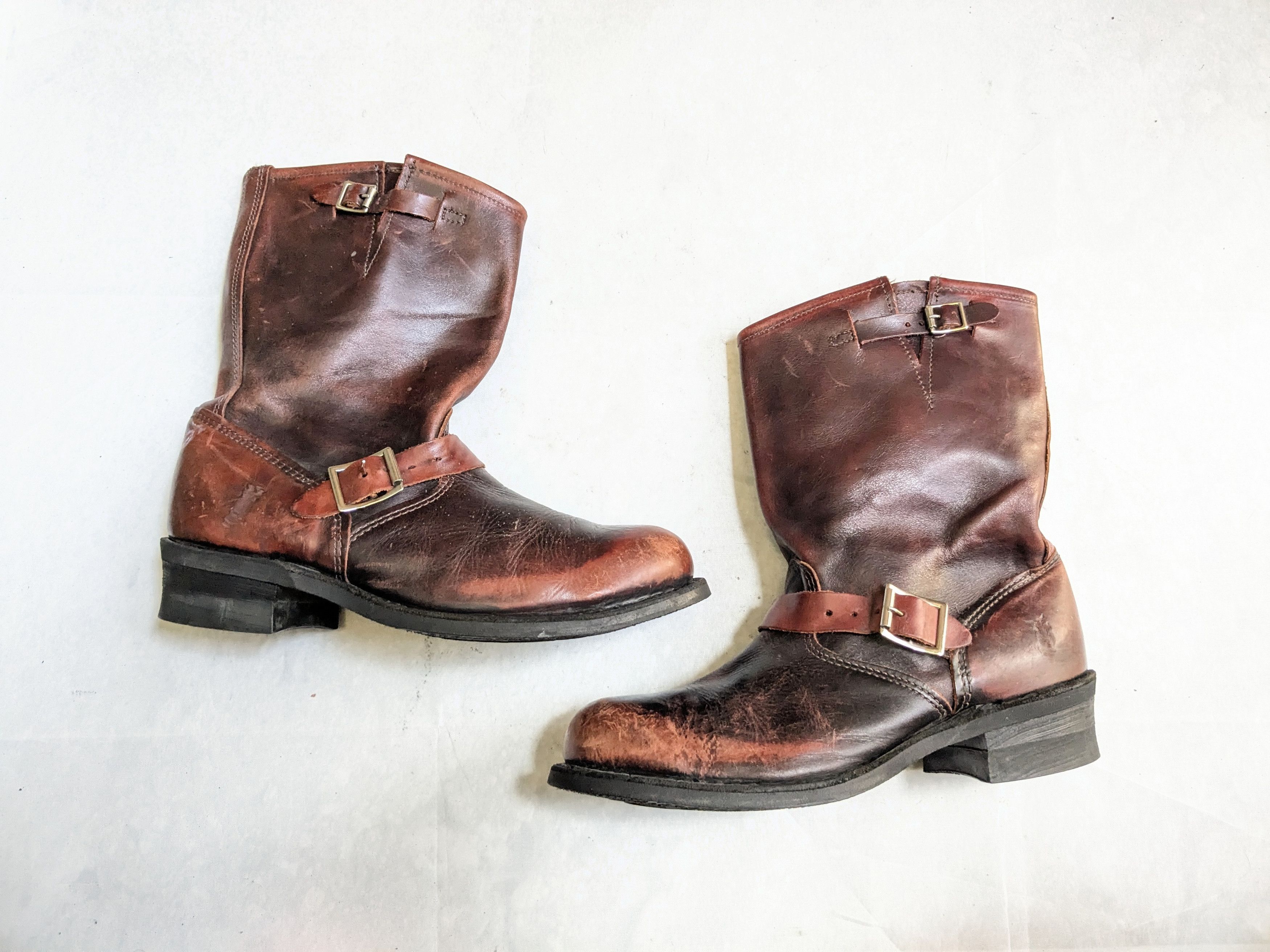 Frye Frye Engineer Boots Red Leather 9 M Buckle Size US 9 / EU 42 - 1 Thumbnail
