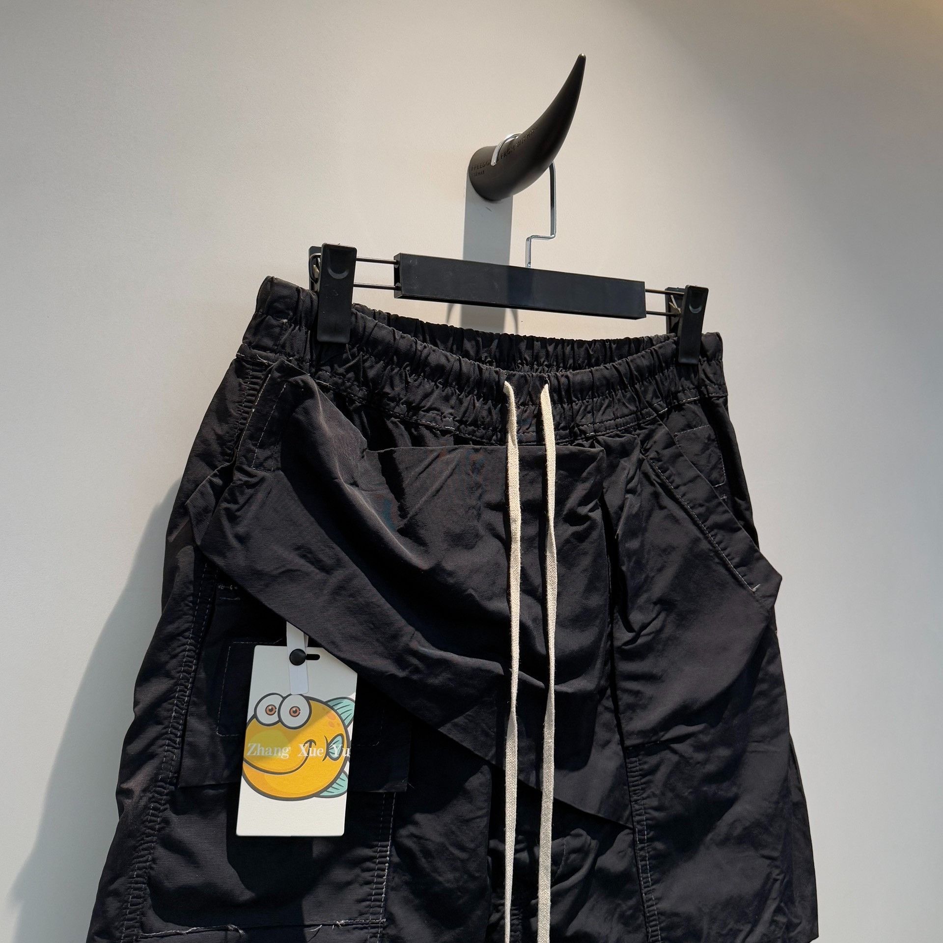 Rick Owens rick owens size xs Diagonal fly shorts 2501-Nextarrow Size US 32 / EU 48 - 2 Thumbnail