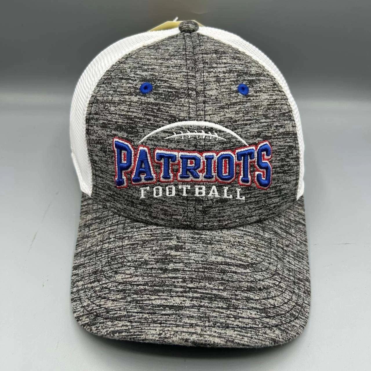 The Game New England Patriots Trucker Hat Men L-XL NFL Stretch Fitted Size ONE SIZE - 1 Thumbnail