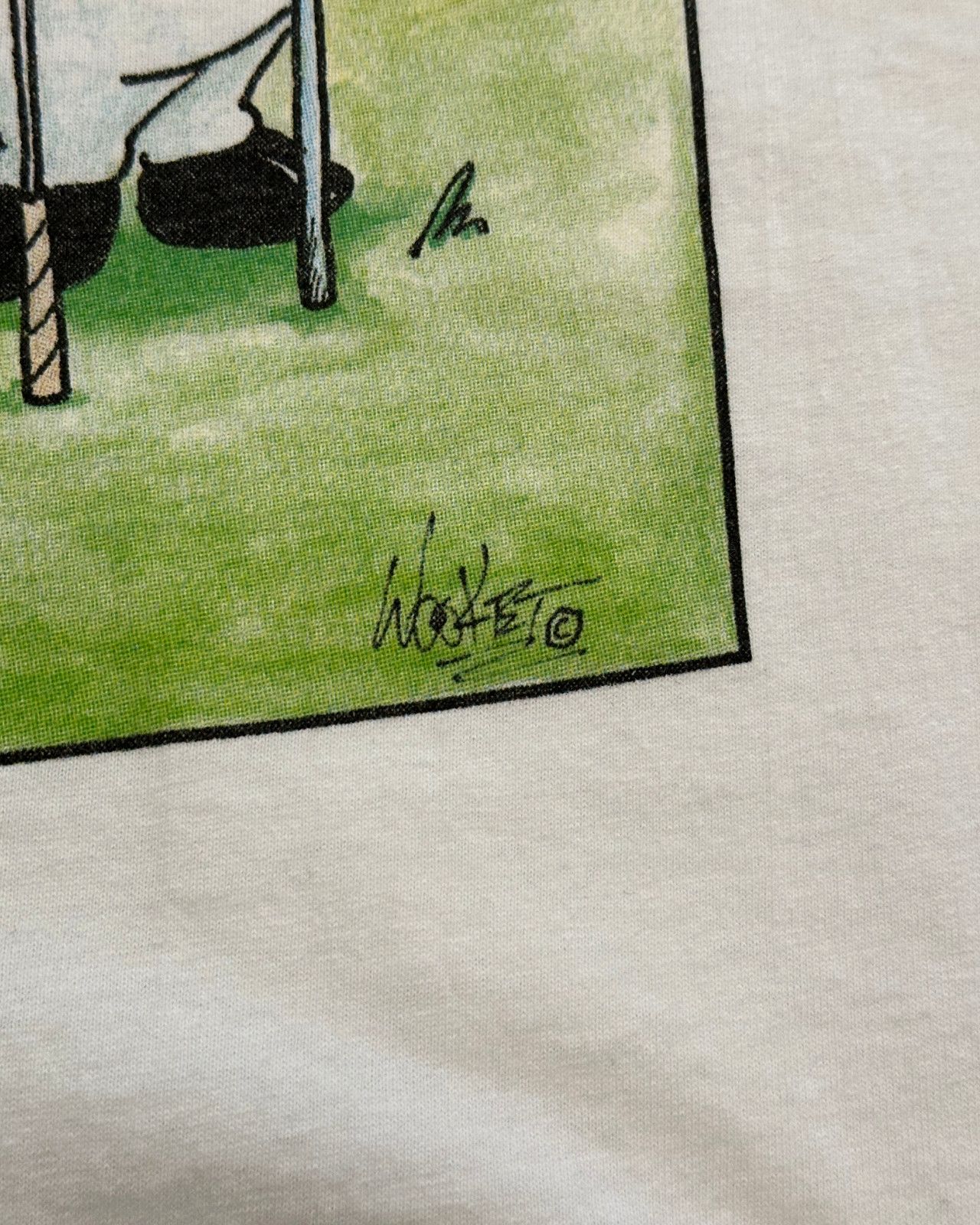 Hanes × Vintage Vintage A Herd of Laughter Birdie! Humor T-Shirt - Size XL Size US XL / EU 56 / 4 - 4 Thumbnail
