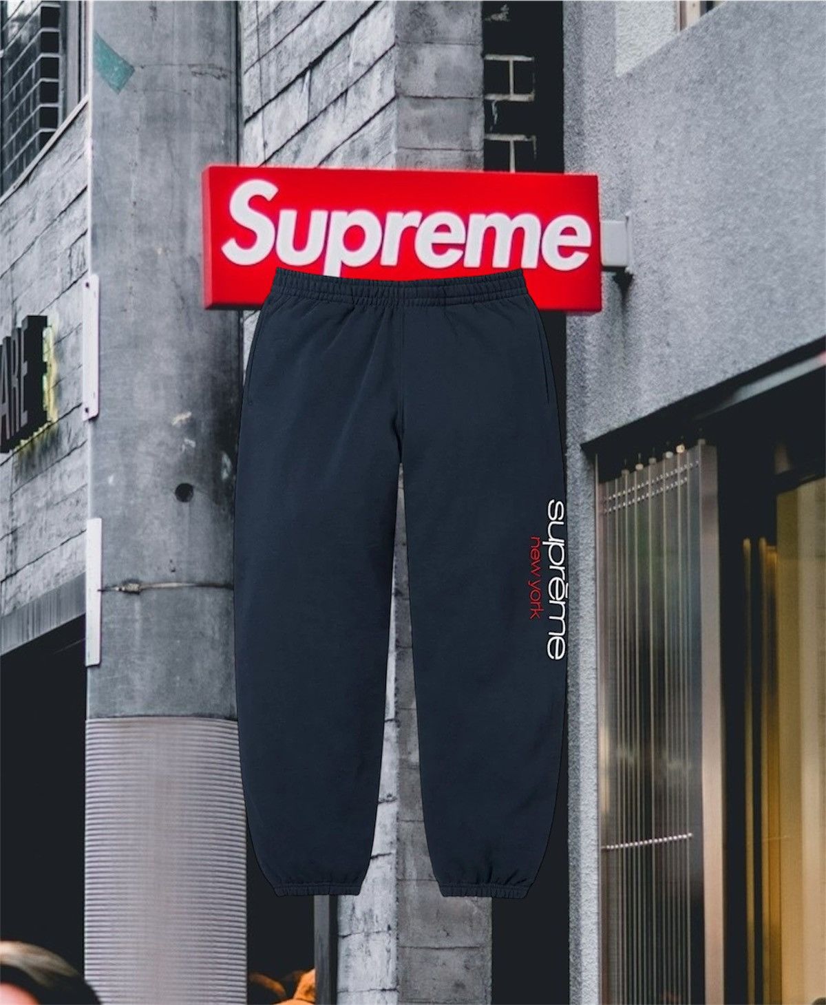 Supreme Supreme Classic Logo Sweatpants Navy M Size ONE SIZE - 1 Thumbnail