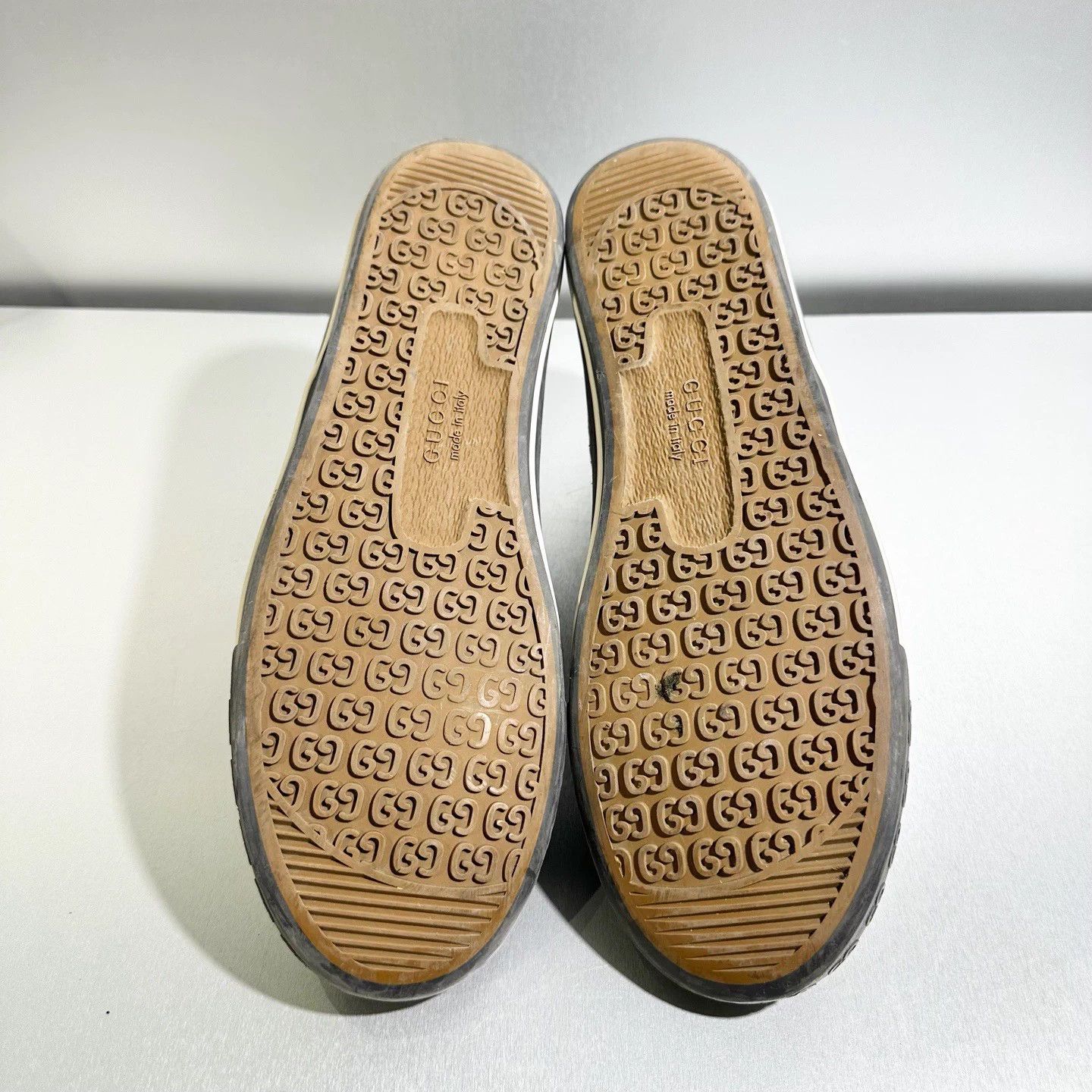 Gucci Gucci 1977 High Top Color Stripe Allover Sneaker 10/44 Size US 11 / EU 44 - 7 Thumbnail